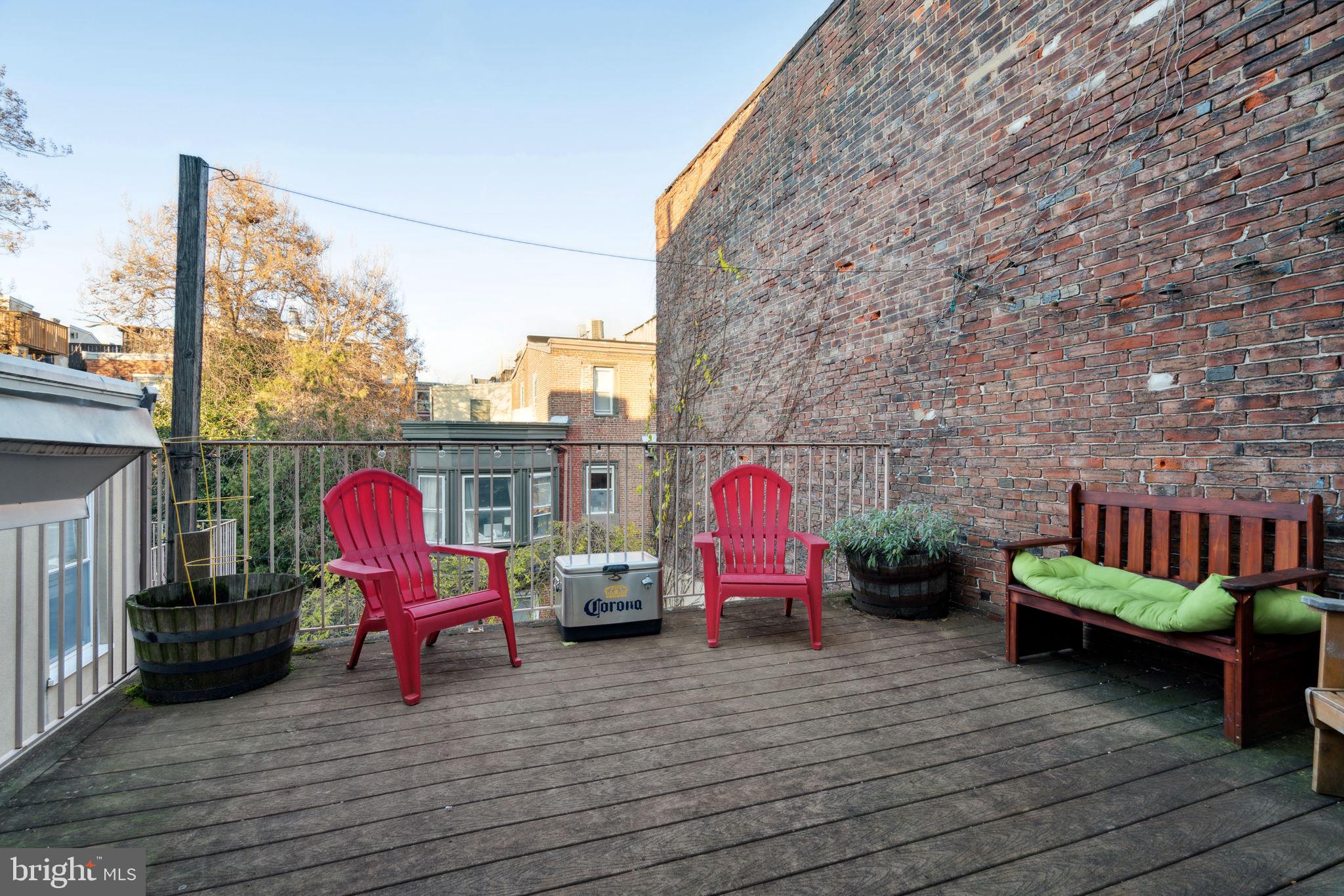 FAIRMOUNT - Residential Income