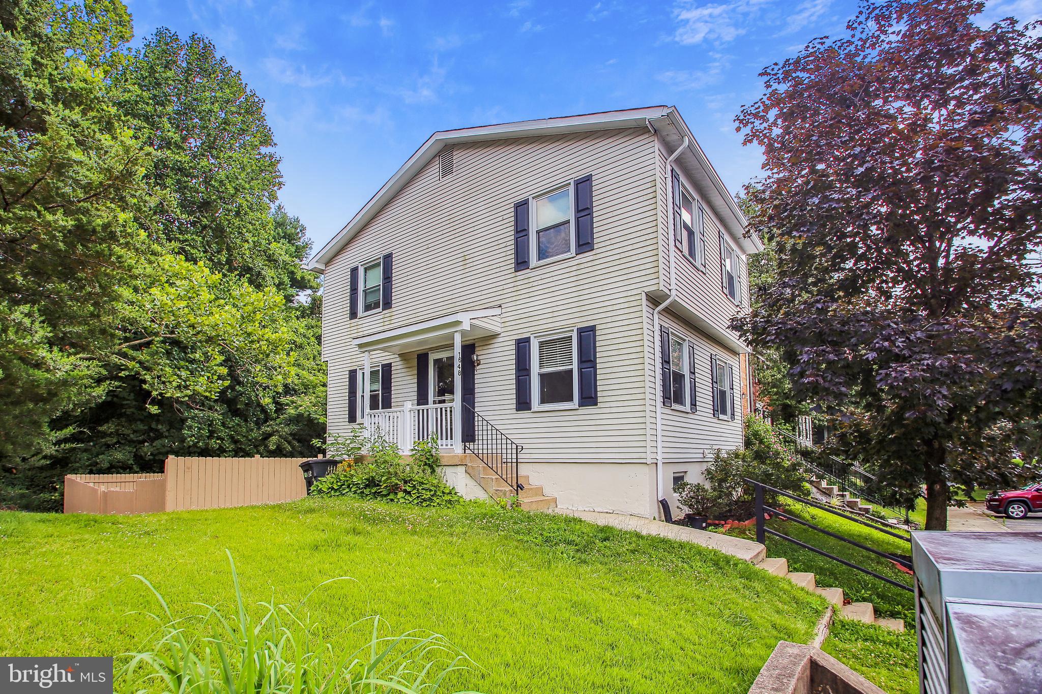 CROFTON MEADOWS - Residential