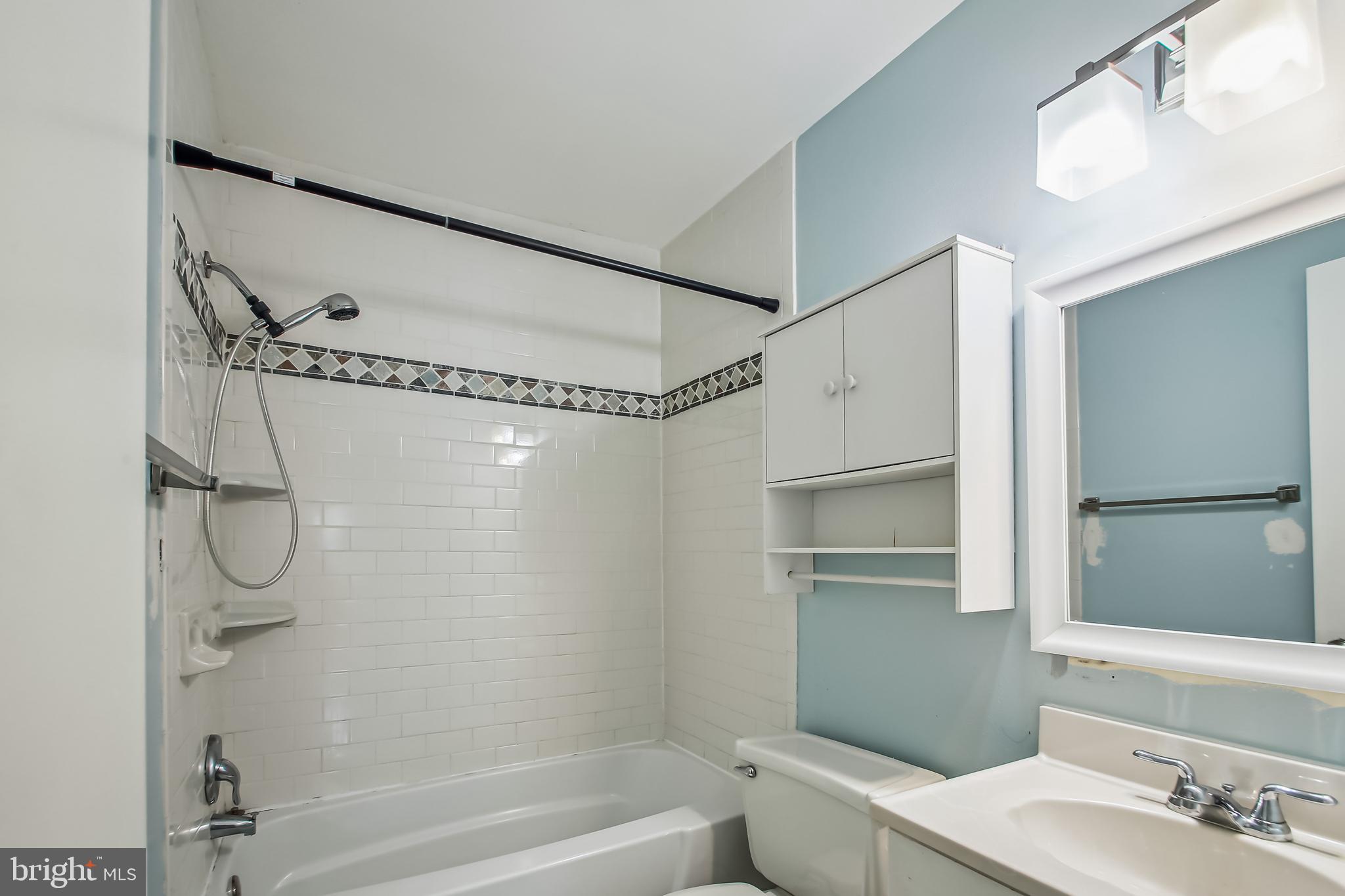 CROFTON MEADOWS - Residential