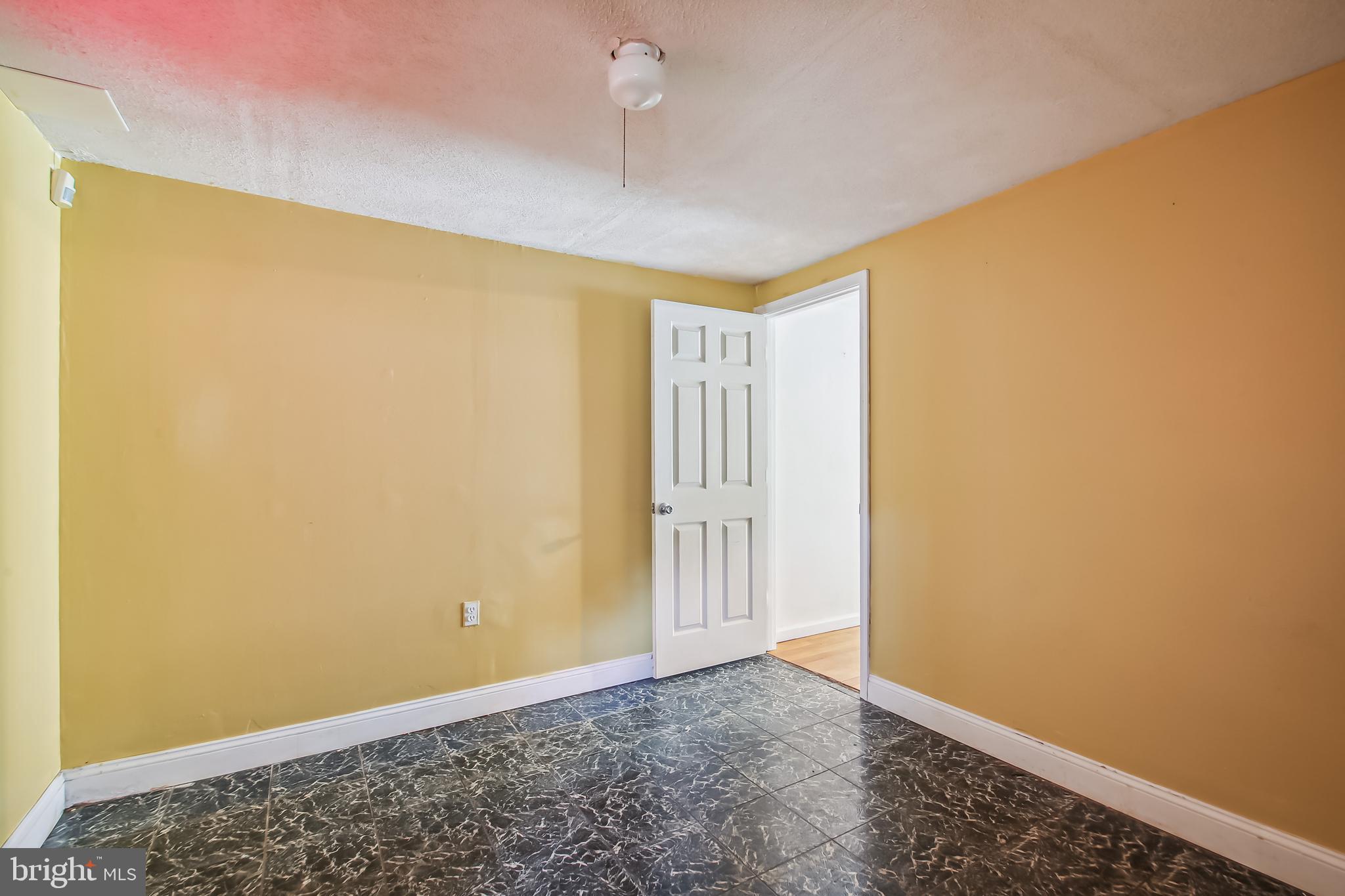 CROFTON MEADOWS - Residential