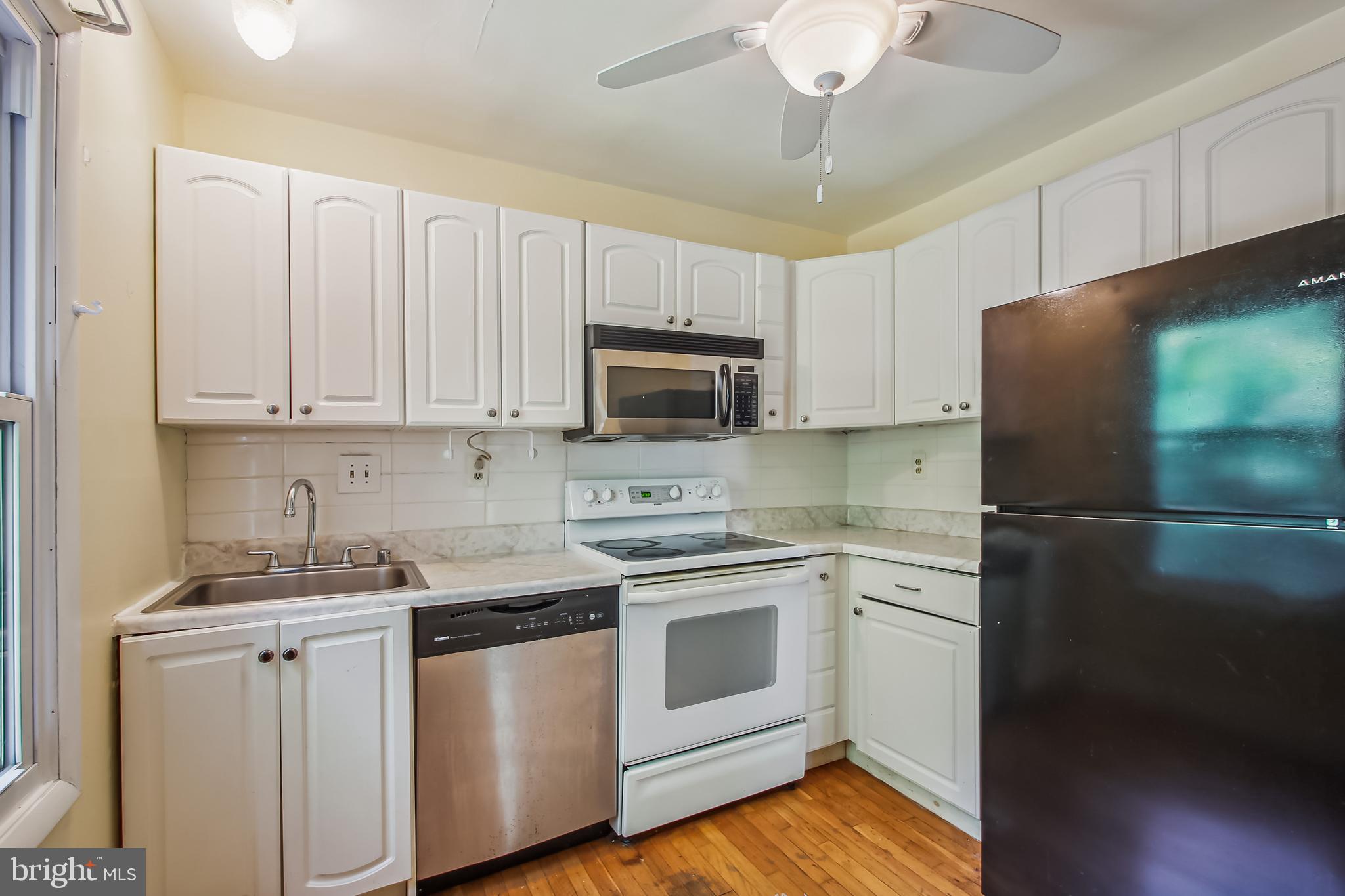 CROFTON MEADOWS - Residential