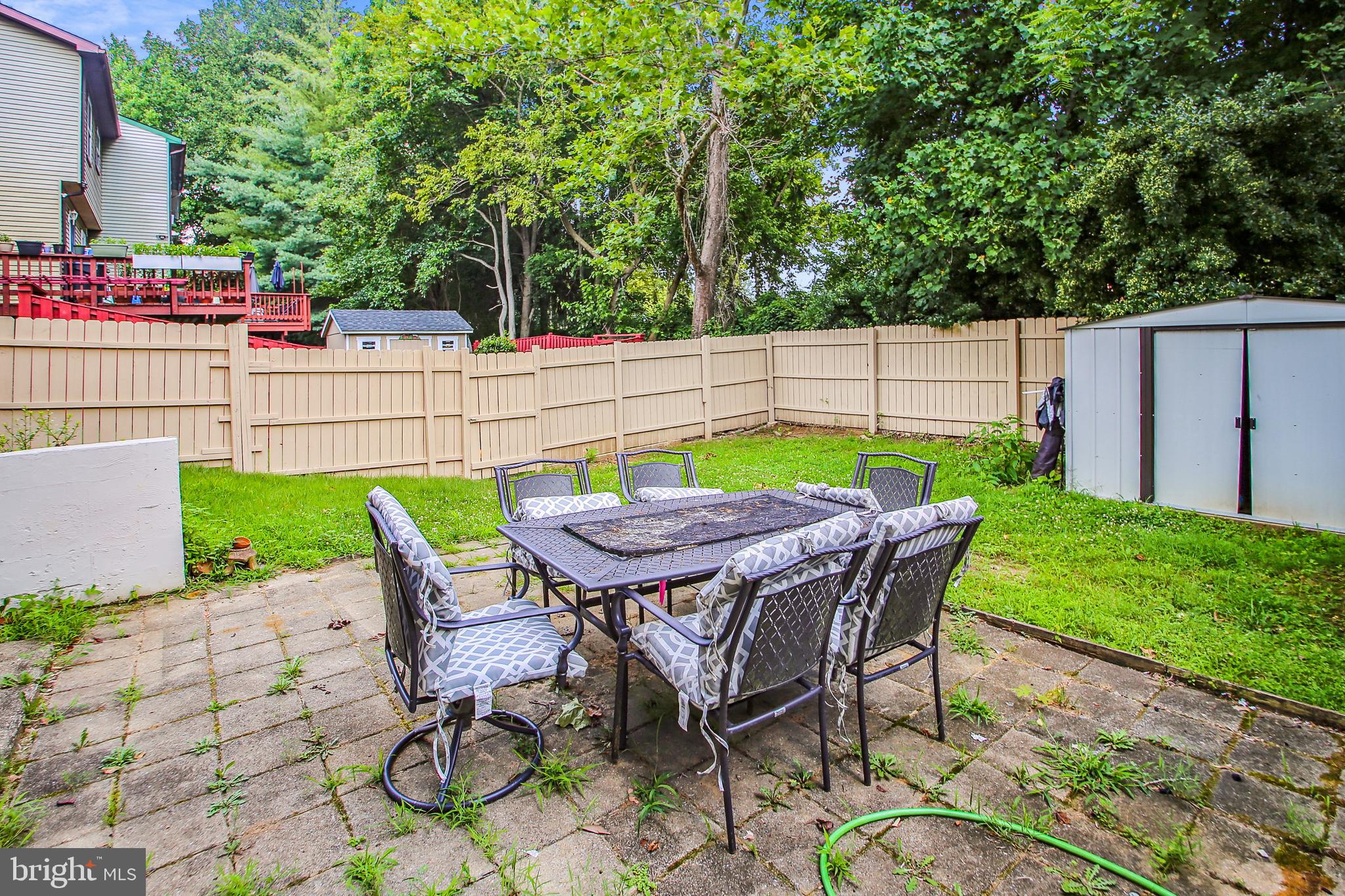 CROFTON MEADOWS - Residential