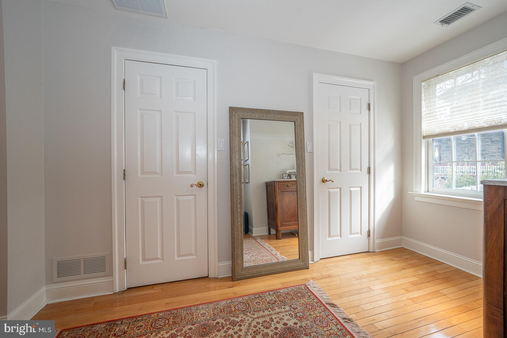 SOUTH WAYNE - Residential