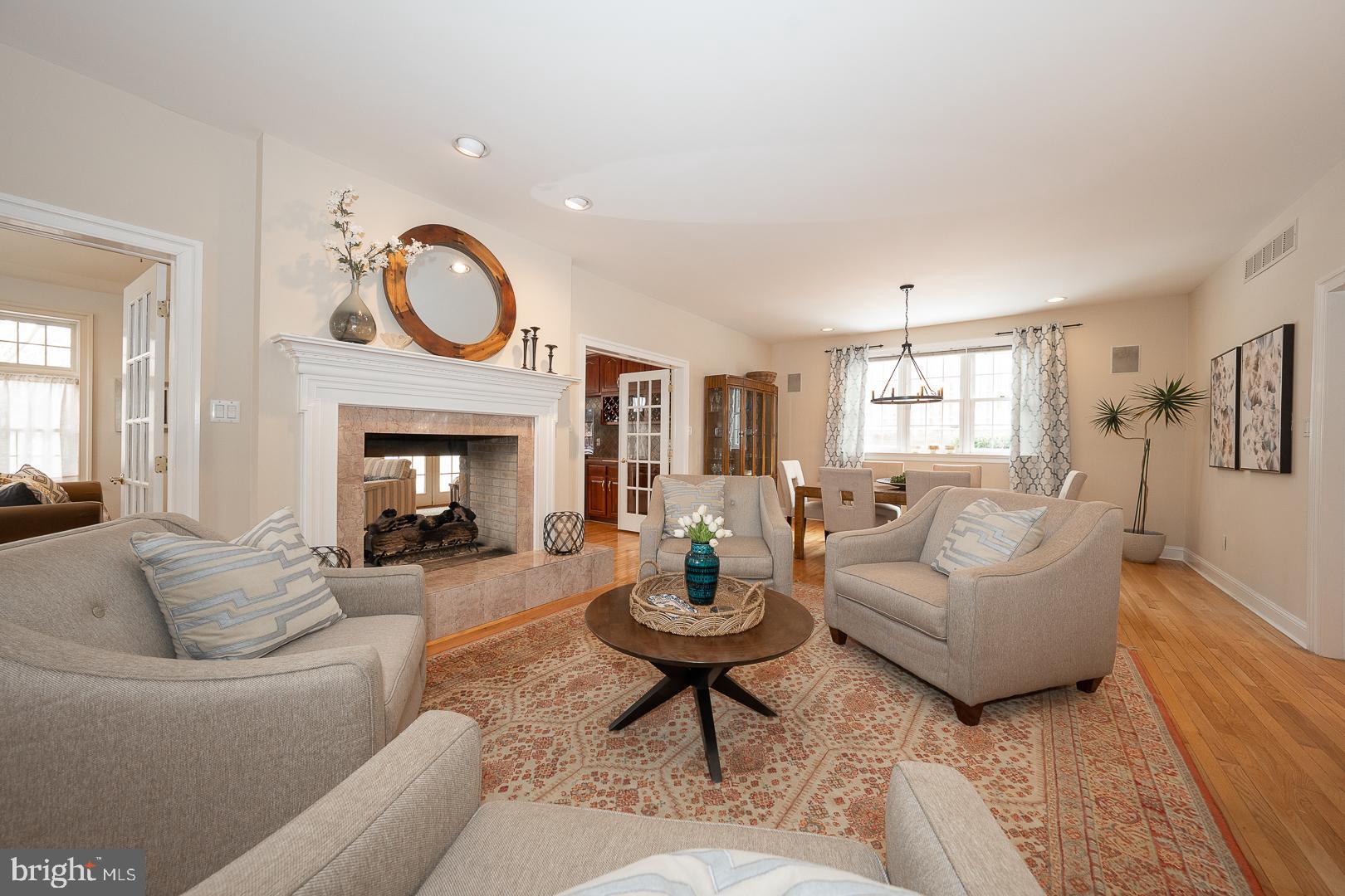 SOUTH WAYNE - Residential