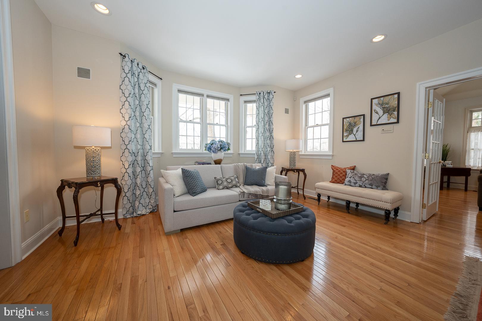 SOUTH WAYNE - Residential