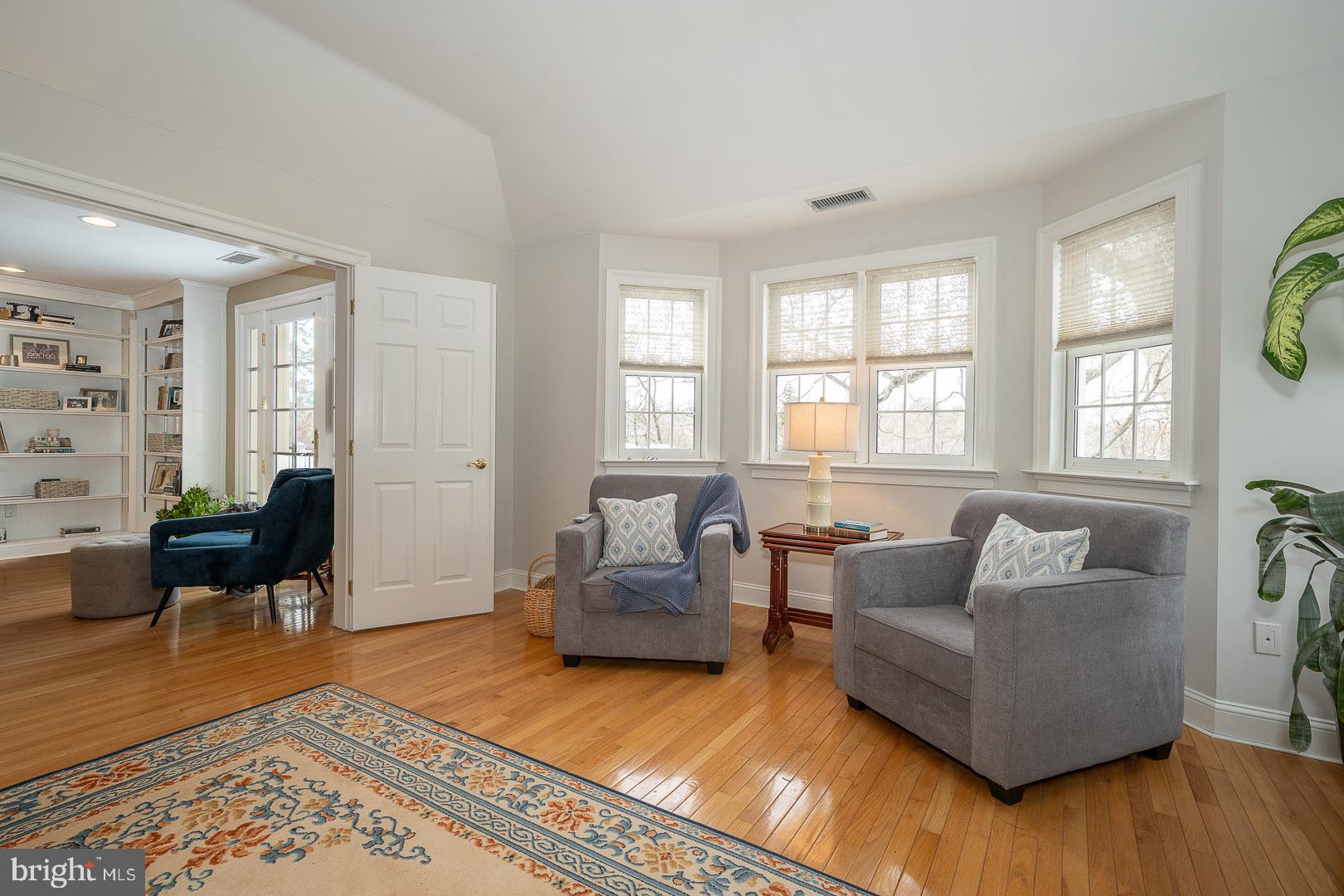 SOUTH WAYNE - Residential