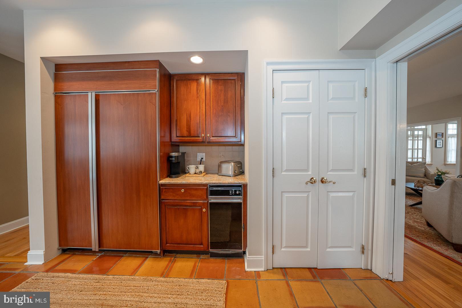 SOUTH WAYNE - Residential