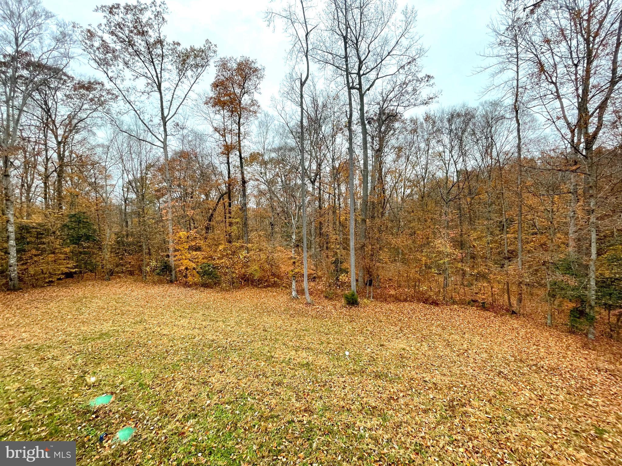 COUNTRY LAKES - Residential Lease