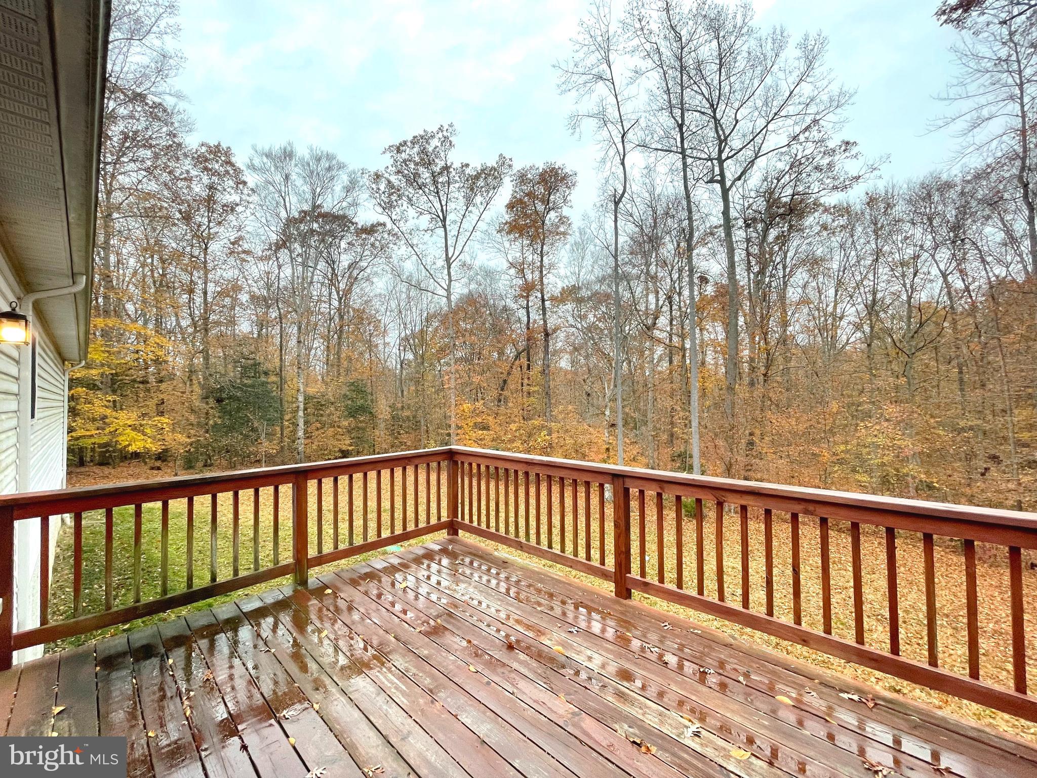 COUNTRY LAKES - Residential Lease