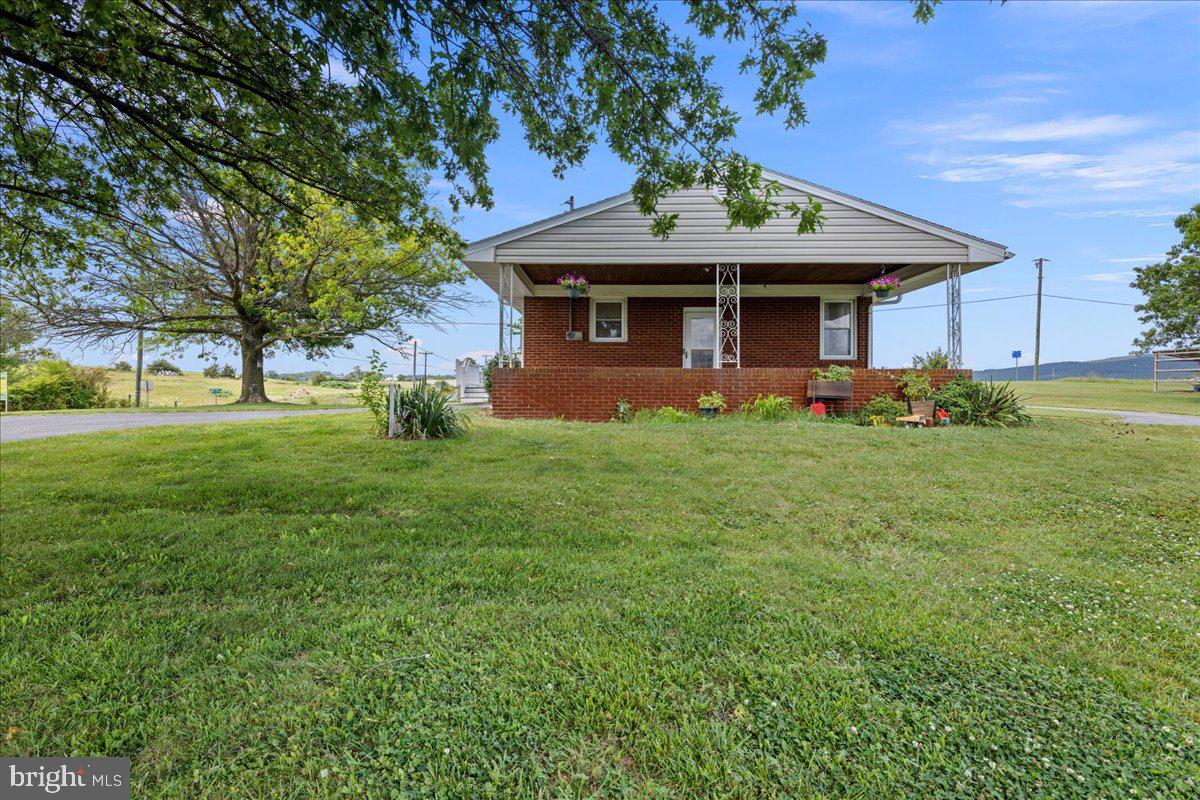 6061 OAK SHADE ROAD