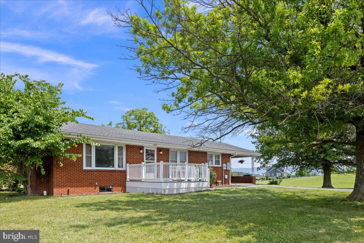 6061 OAK SHADE ROAD