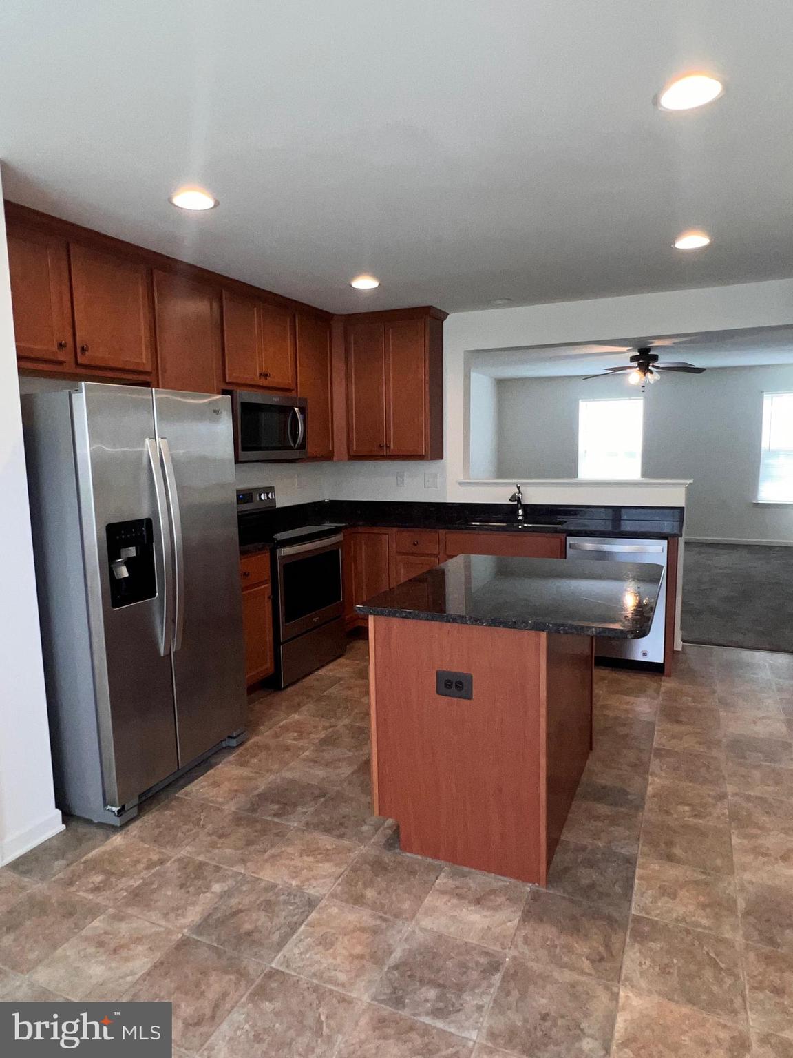 BRIAR RUN - Residential Lease