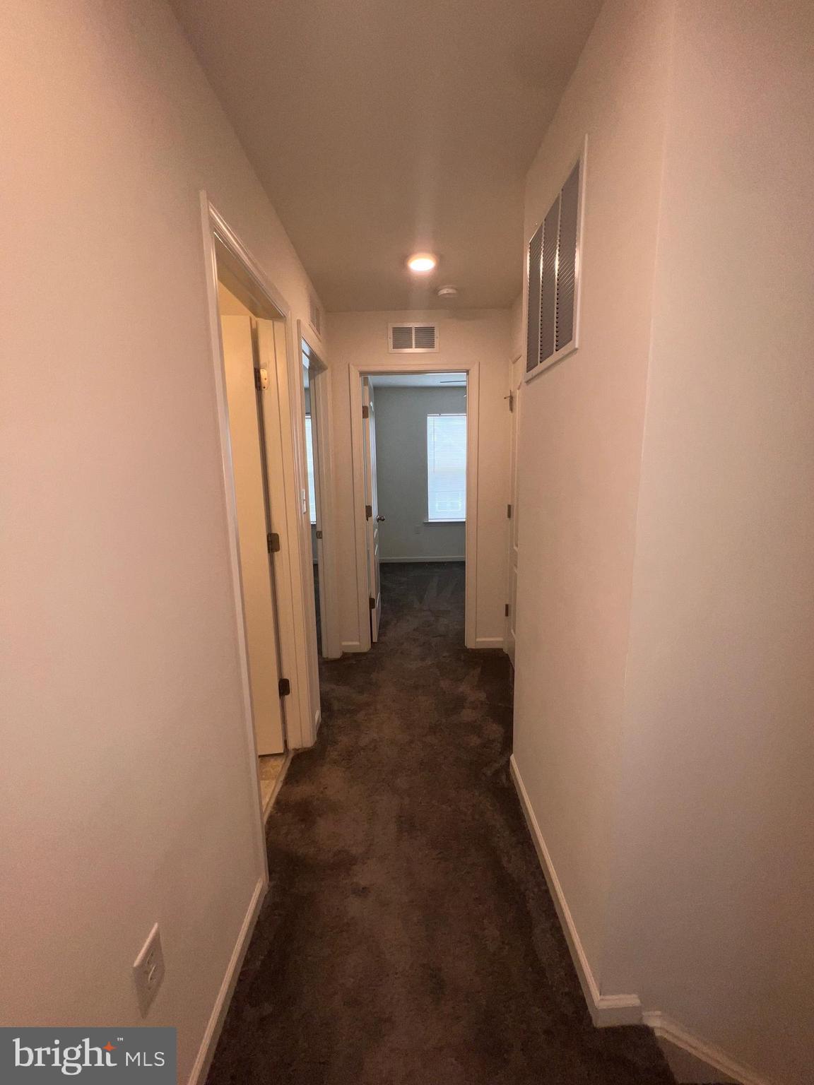 BRIAR RUN - Residential Lease