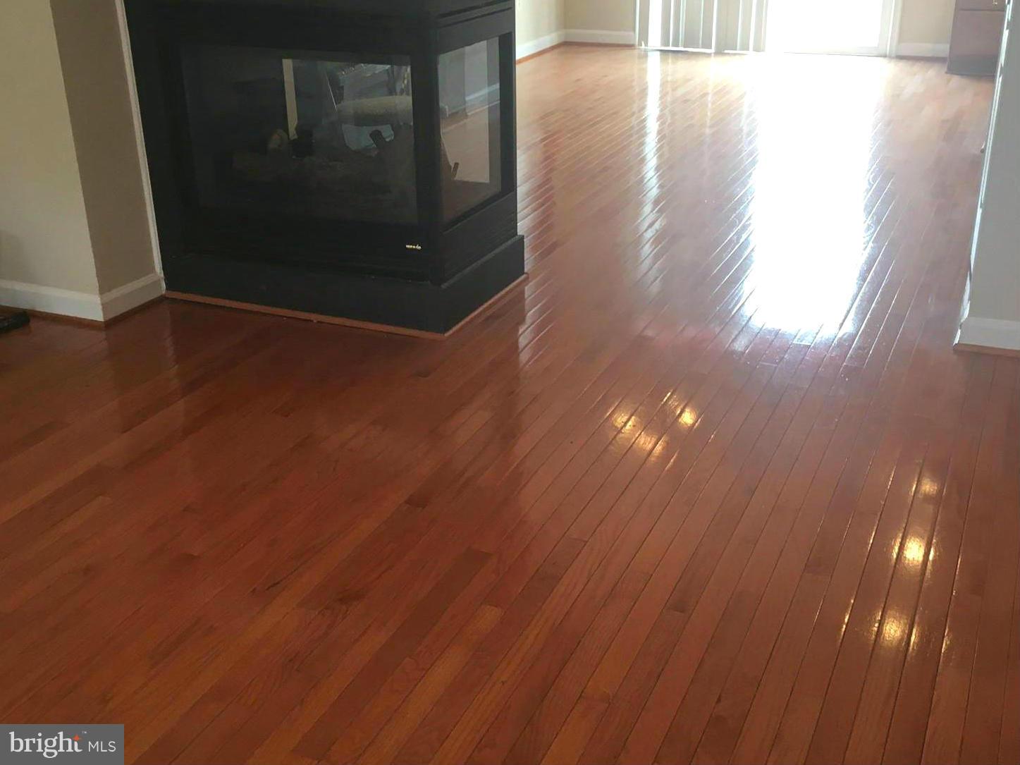 KING FARM BAILEYS COMMON - Residential Lease