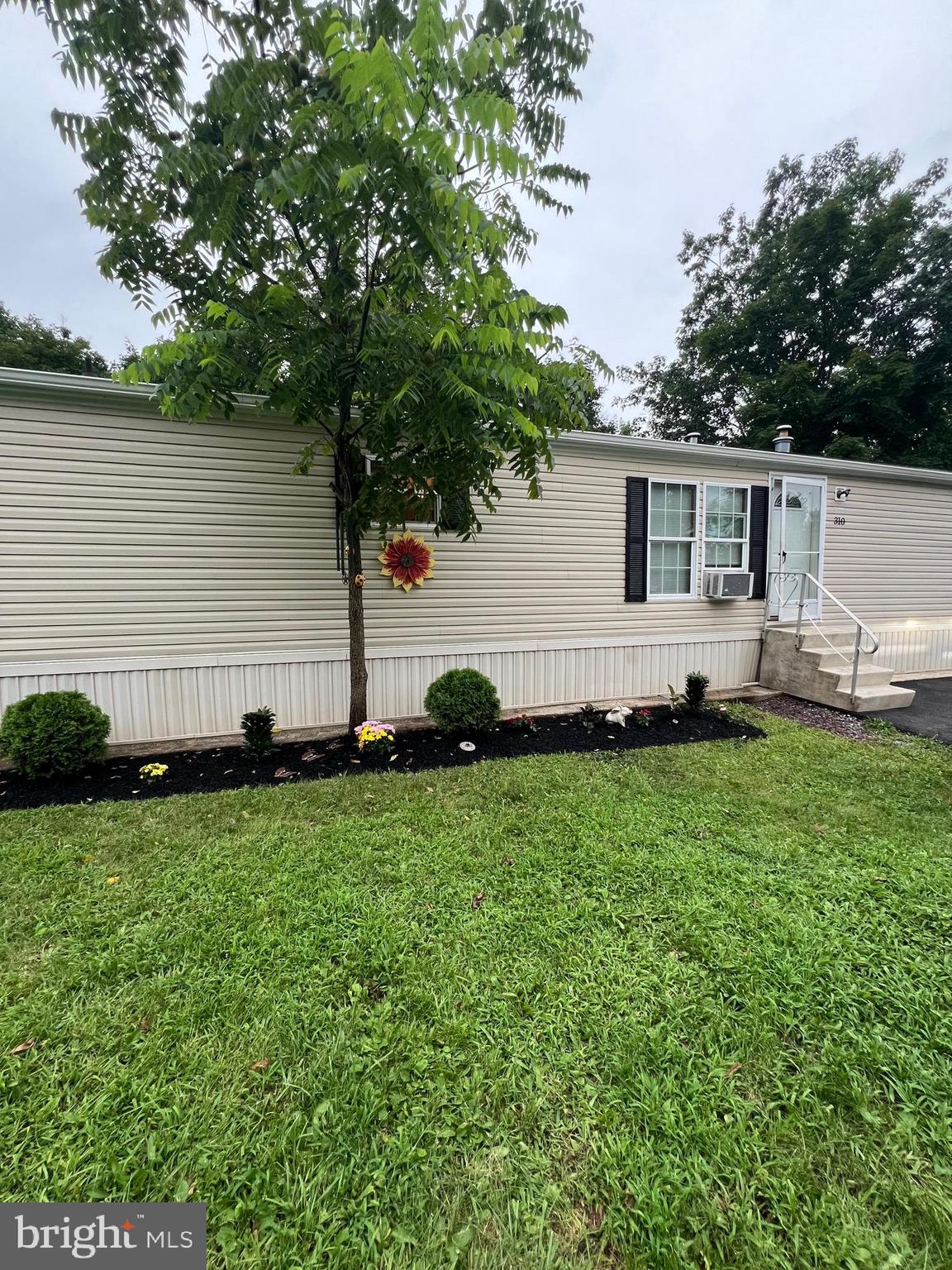 310 ROEDER LANE