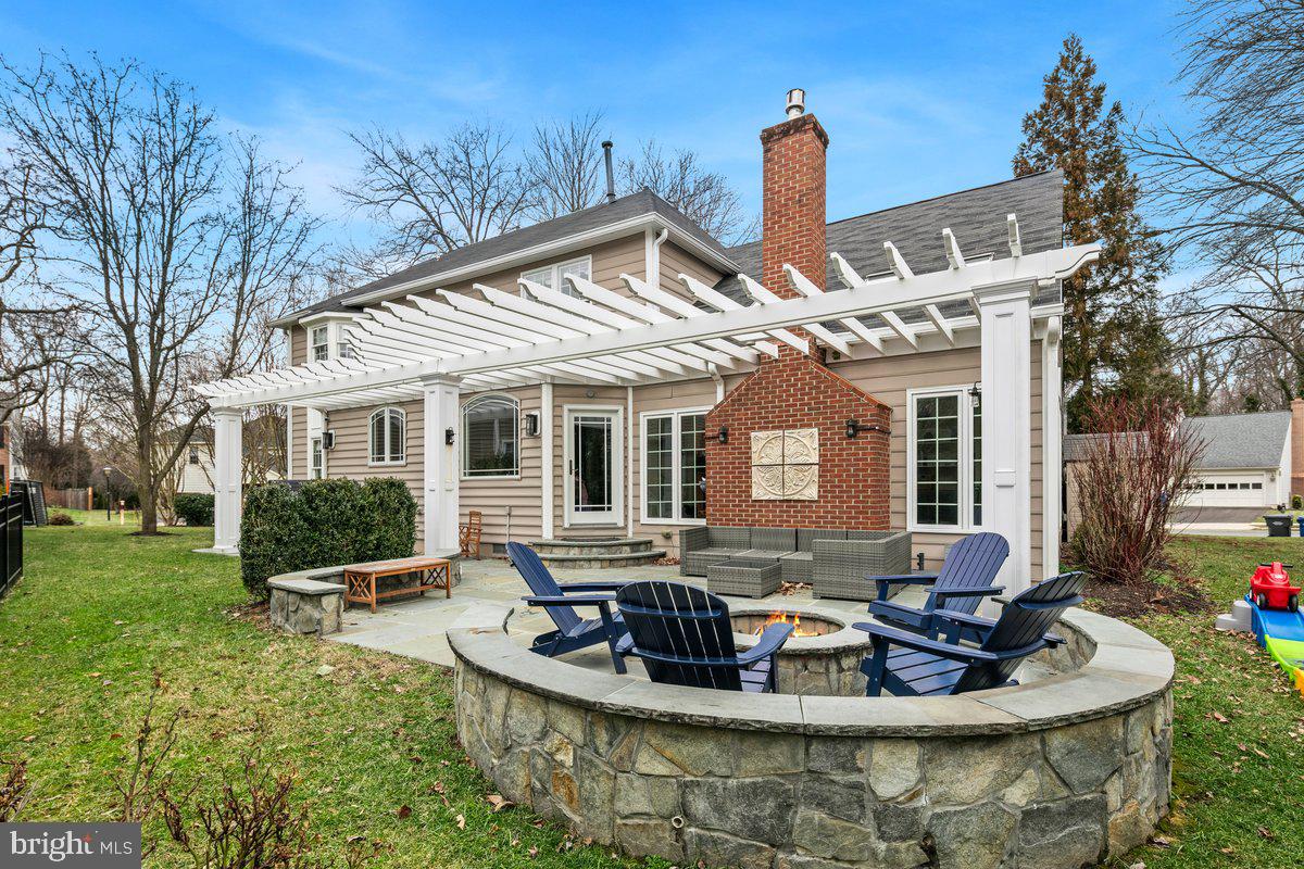 MANORS AT MOUNT VERNON - Residential