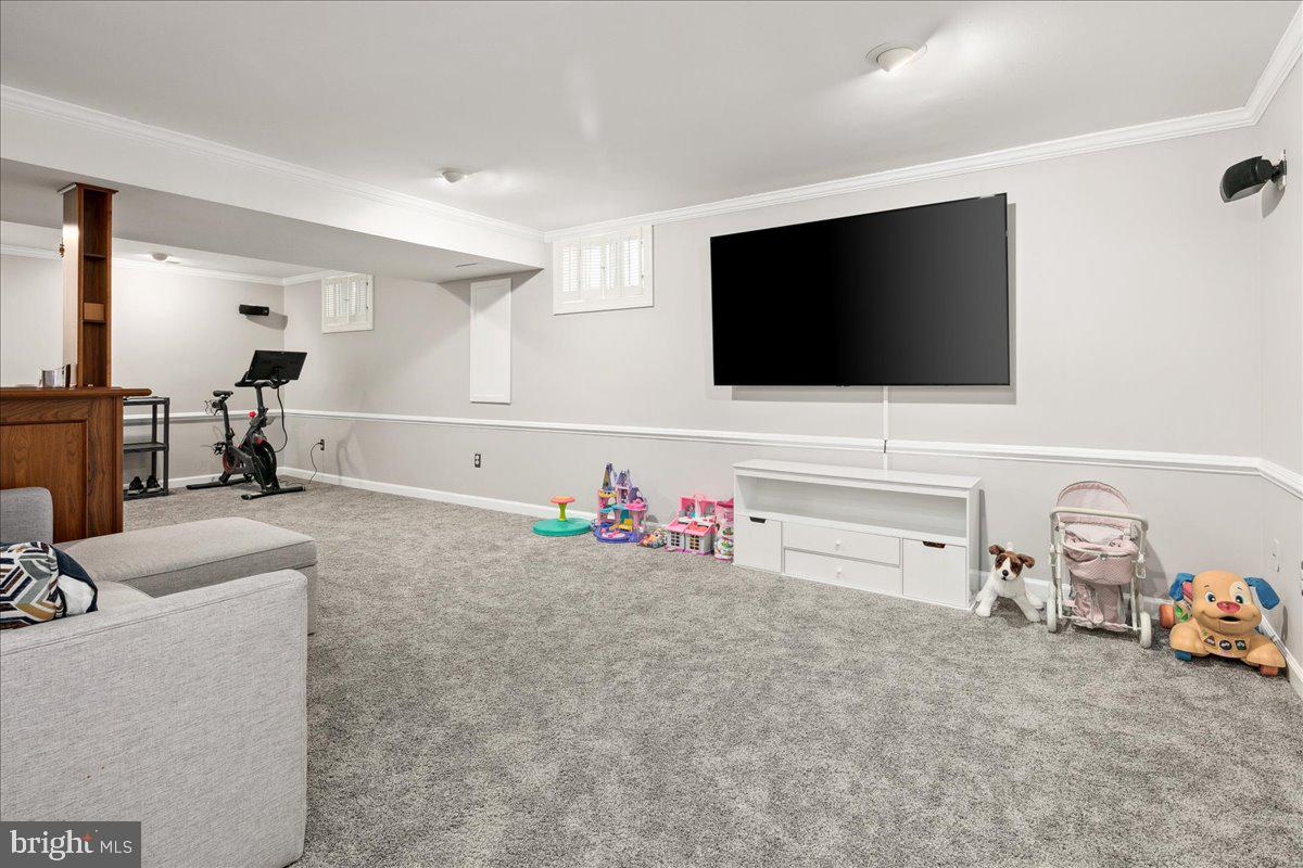 MANORS AT MOUNT VERNON - Residential