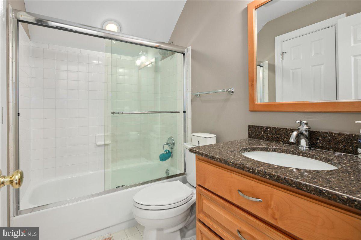 MANORS AT MOUNT VERNON - Residential