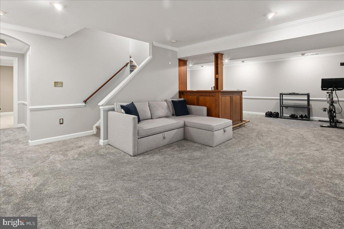 MANORS AT MOUNT VERNON - Residential