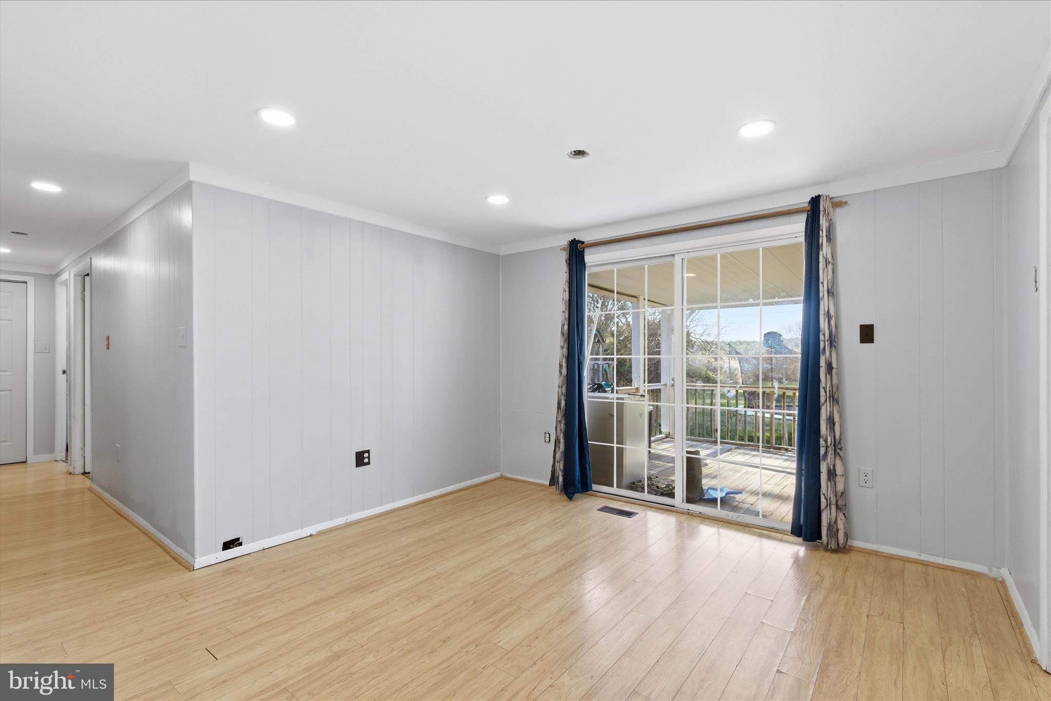 SCOTLAND BEACH - Residential