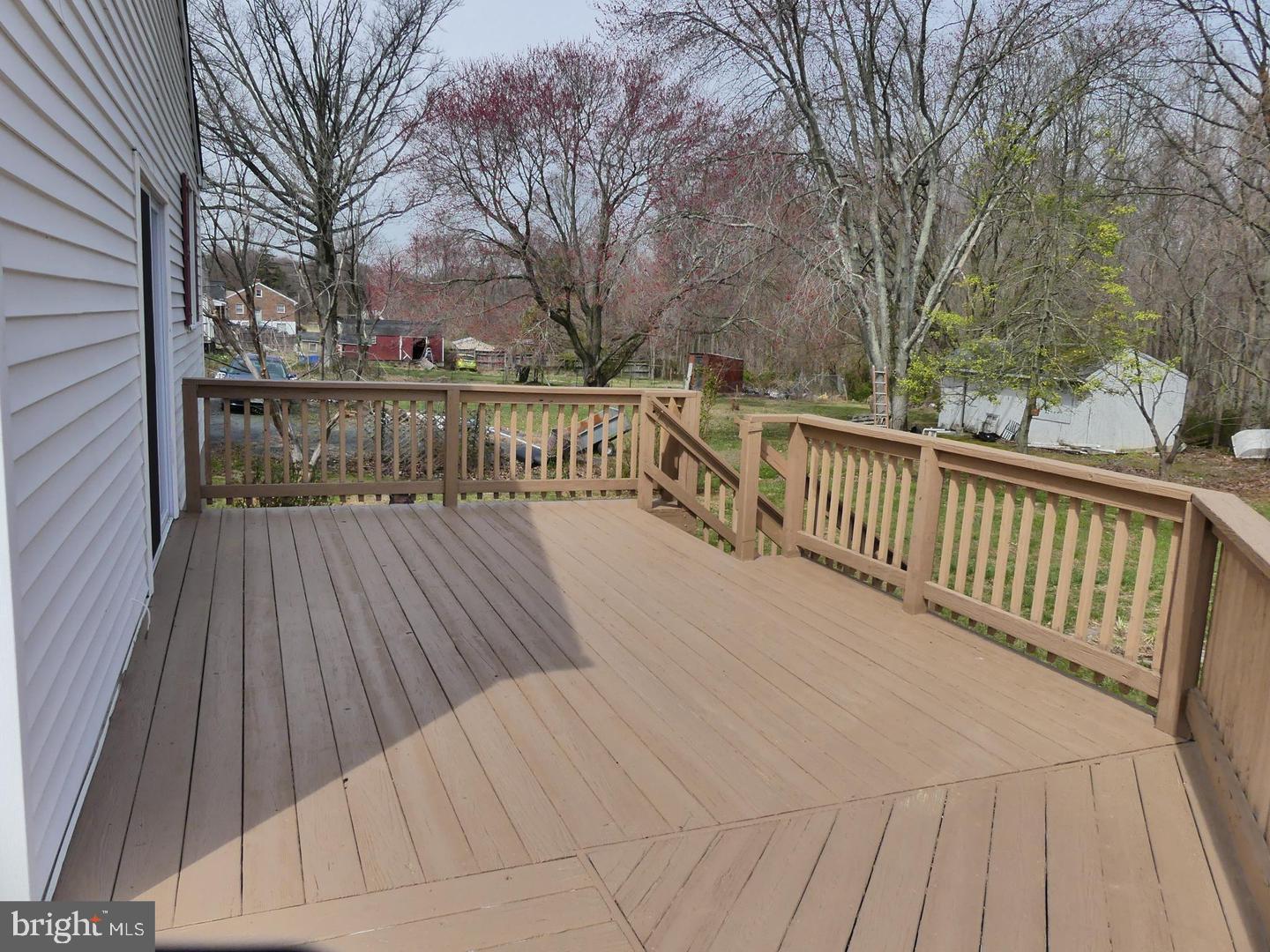 MARYLAND MANOR - Residential Lease