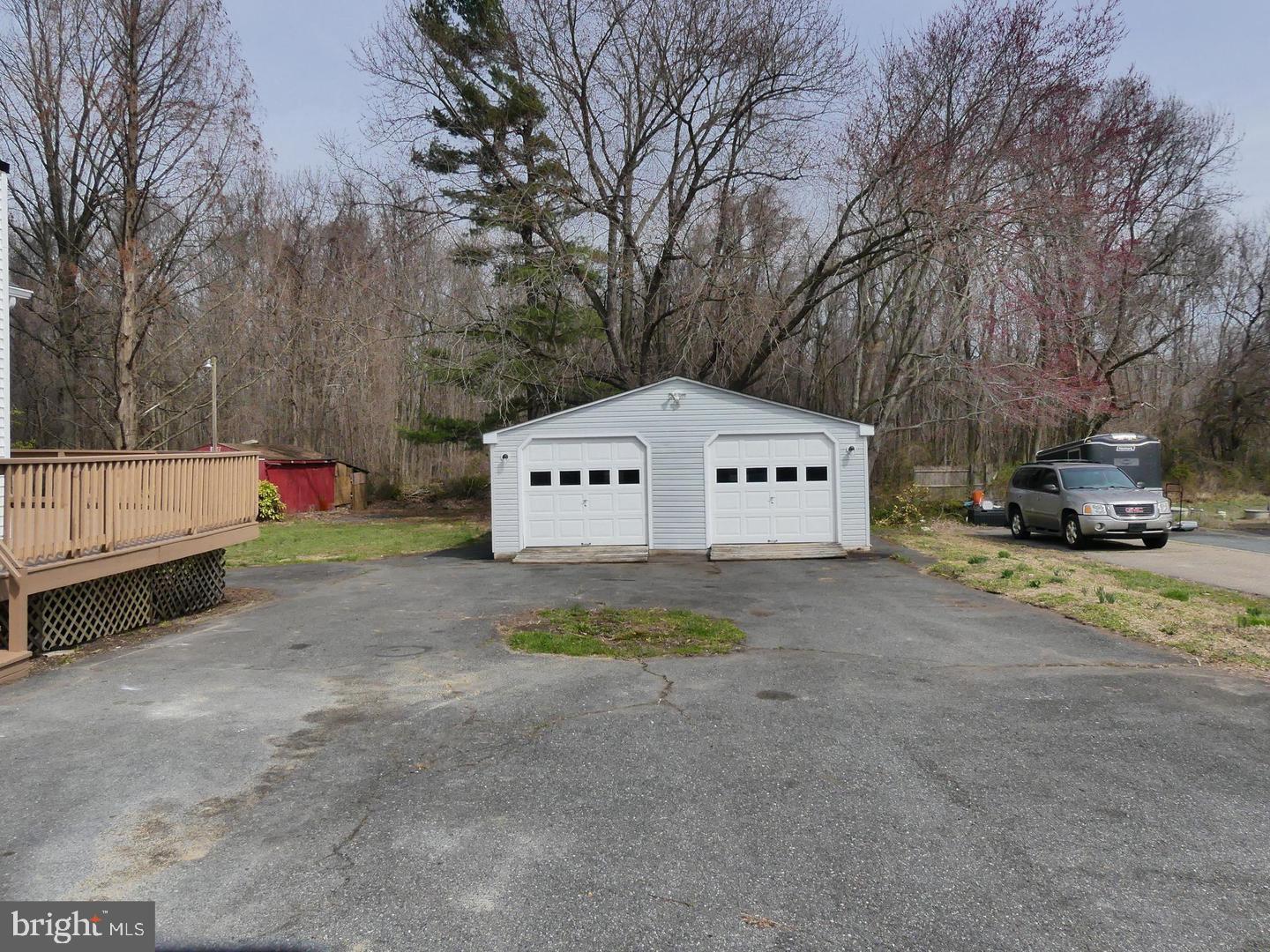 MARYLAND MANOR - Residential Lease