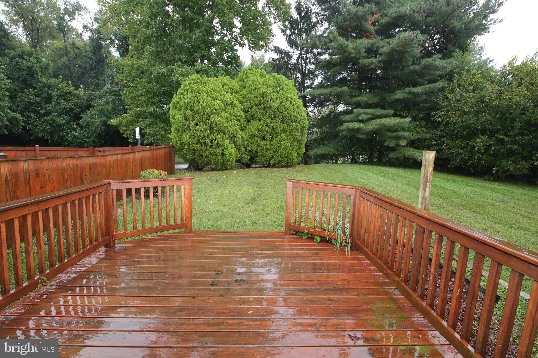 RIVERSIDE - Residential Lease