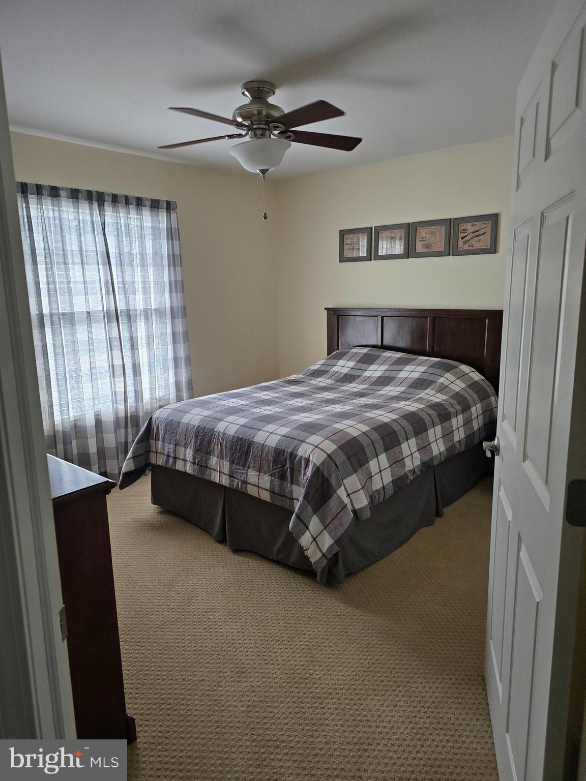 PENN NATIONAL GOLF COURSE COMMUNITY - Residential