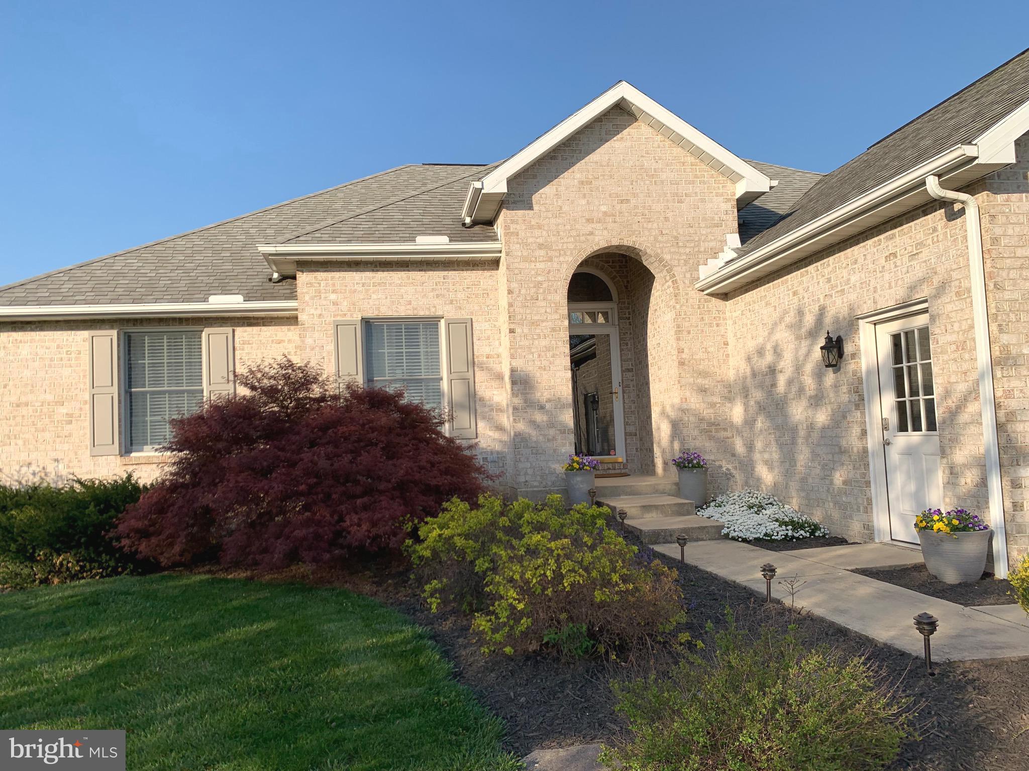 PENN NATIONAL GOLF COURSE COMMUNITY - Residential