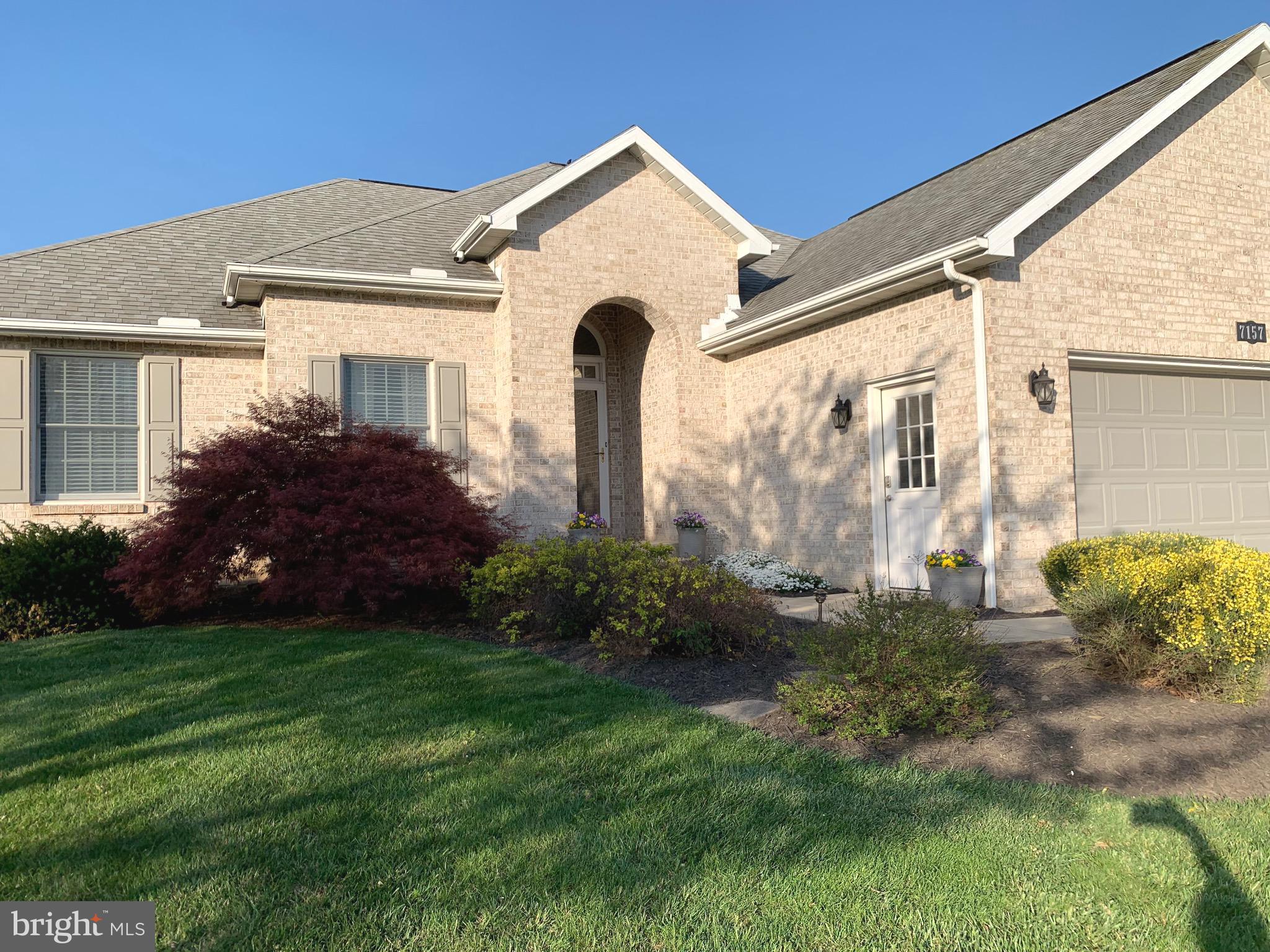 PENN NATIONAL GOLF COURSE COMMUNITY - Residential