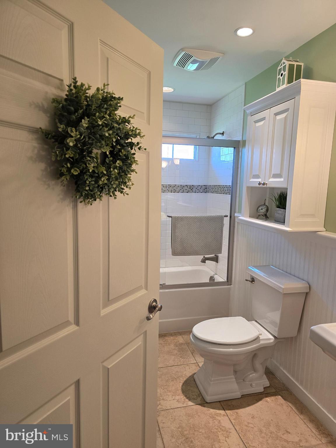 PENN NATIONAL GOLF COURSE COMMUNITY - Residential