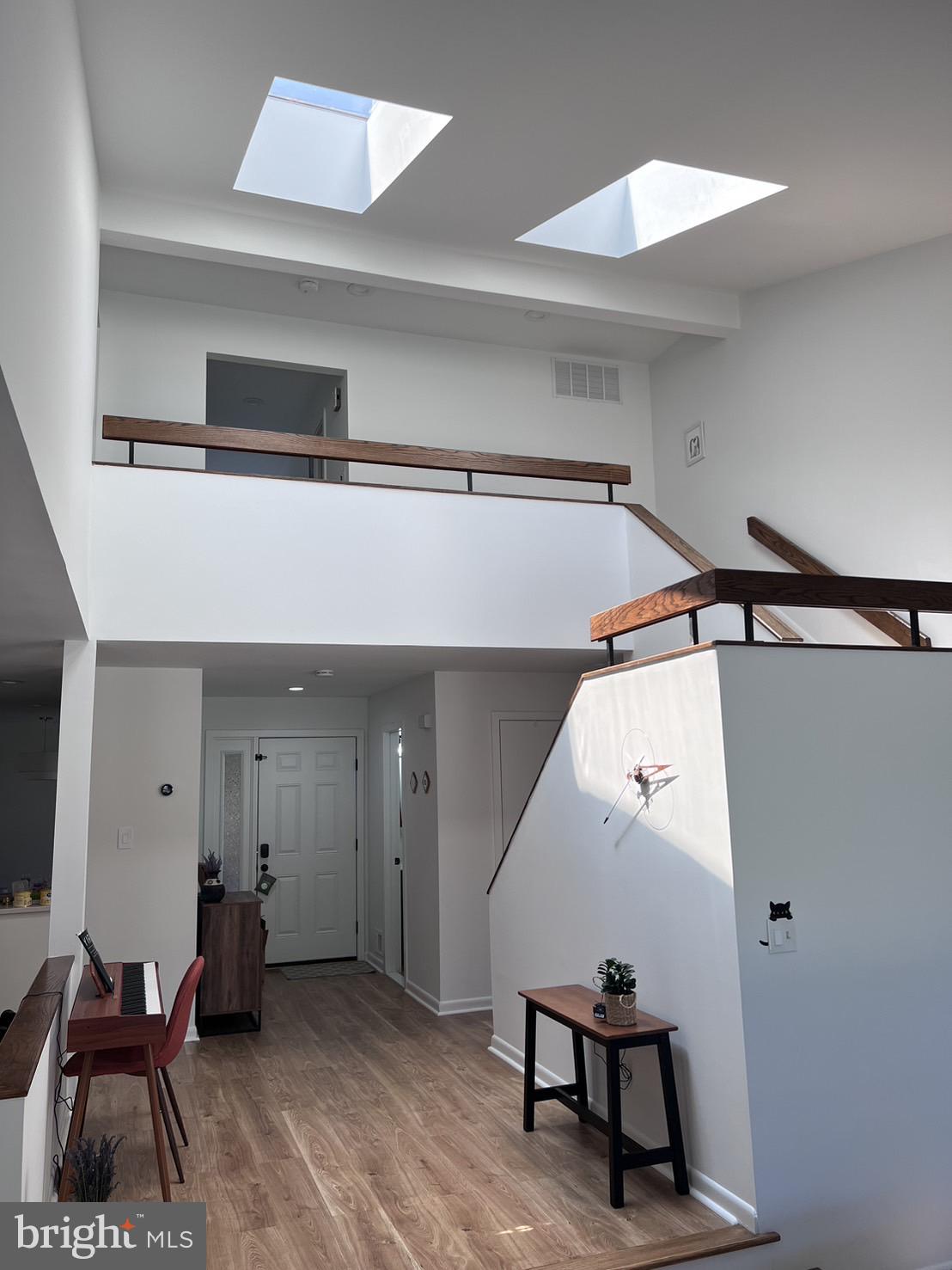 STRATHMORE PLACE - Residential Lease