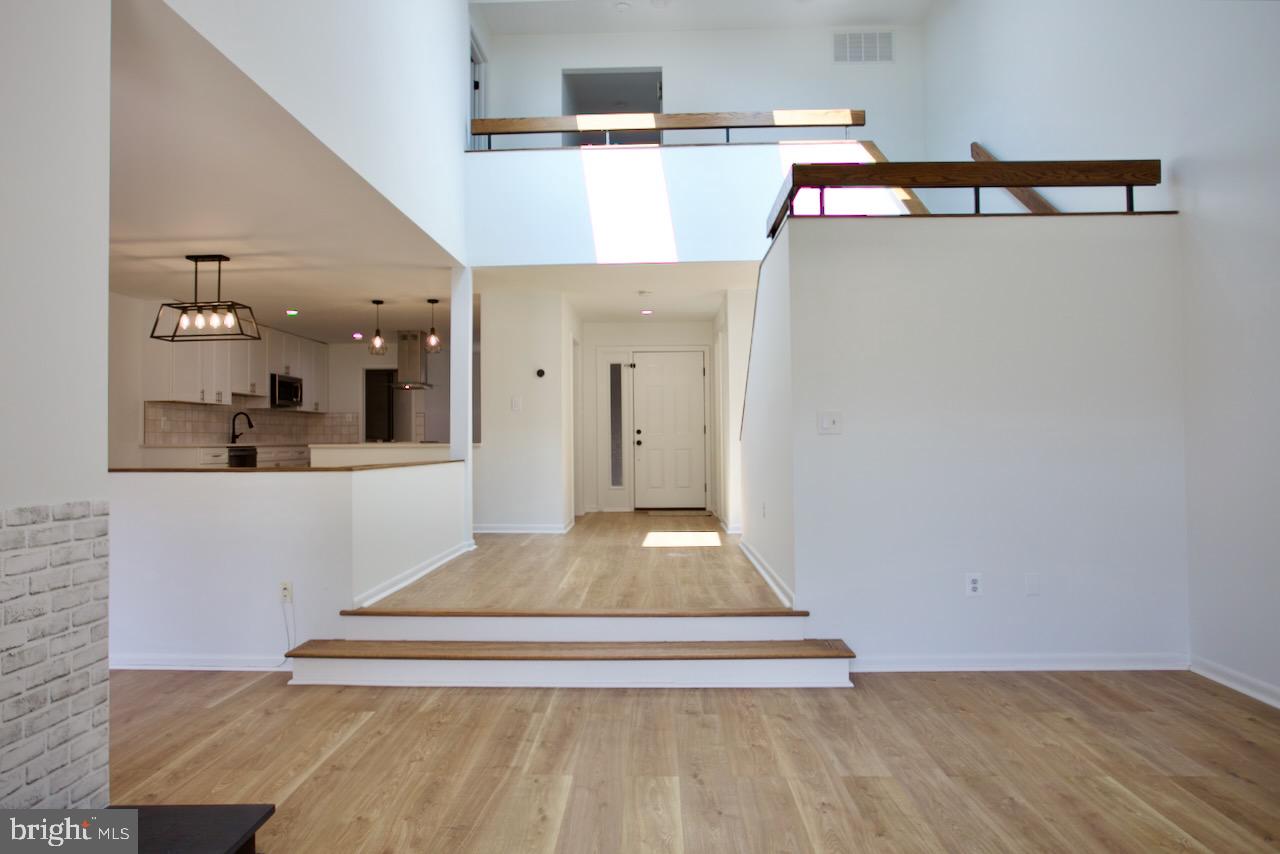 STRATHMORE PLACE - Residential Lease