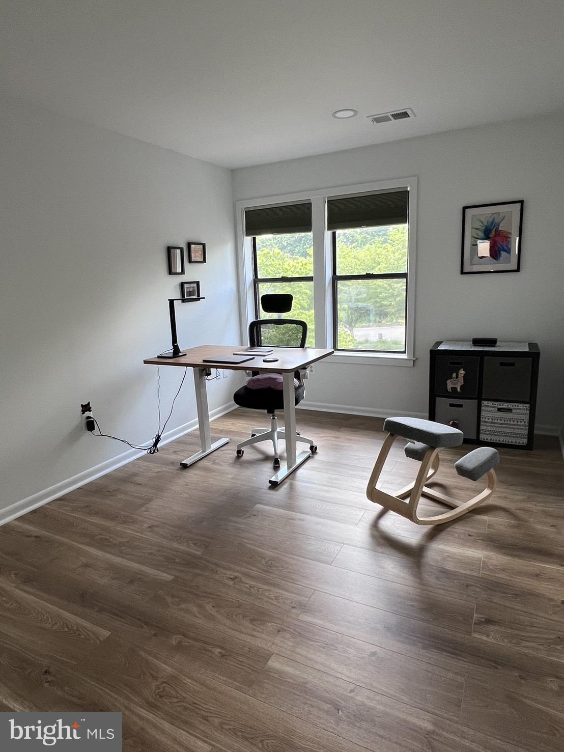 STRATHMORE PLACE - Residential Lease