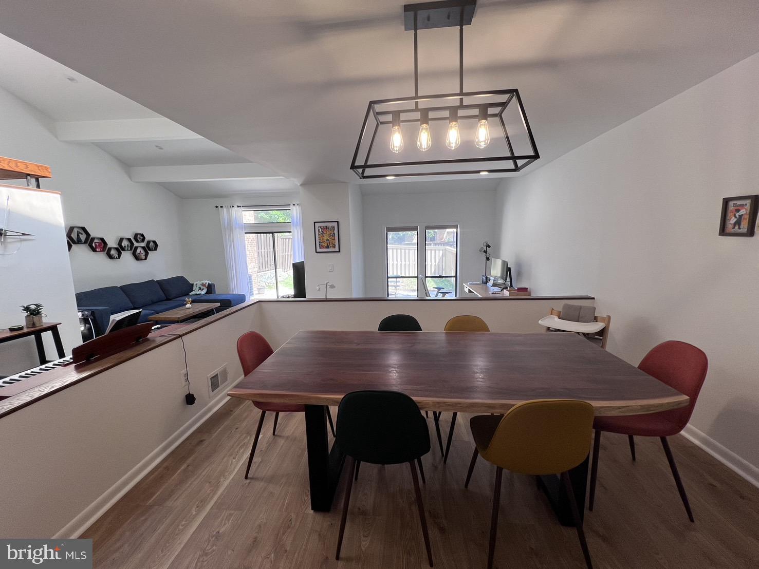 STRATHMORE PLACE - Residential Lease