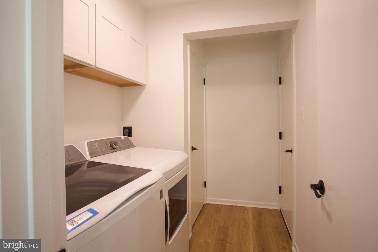 STRATHMORE PLACE - Residential Lease