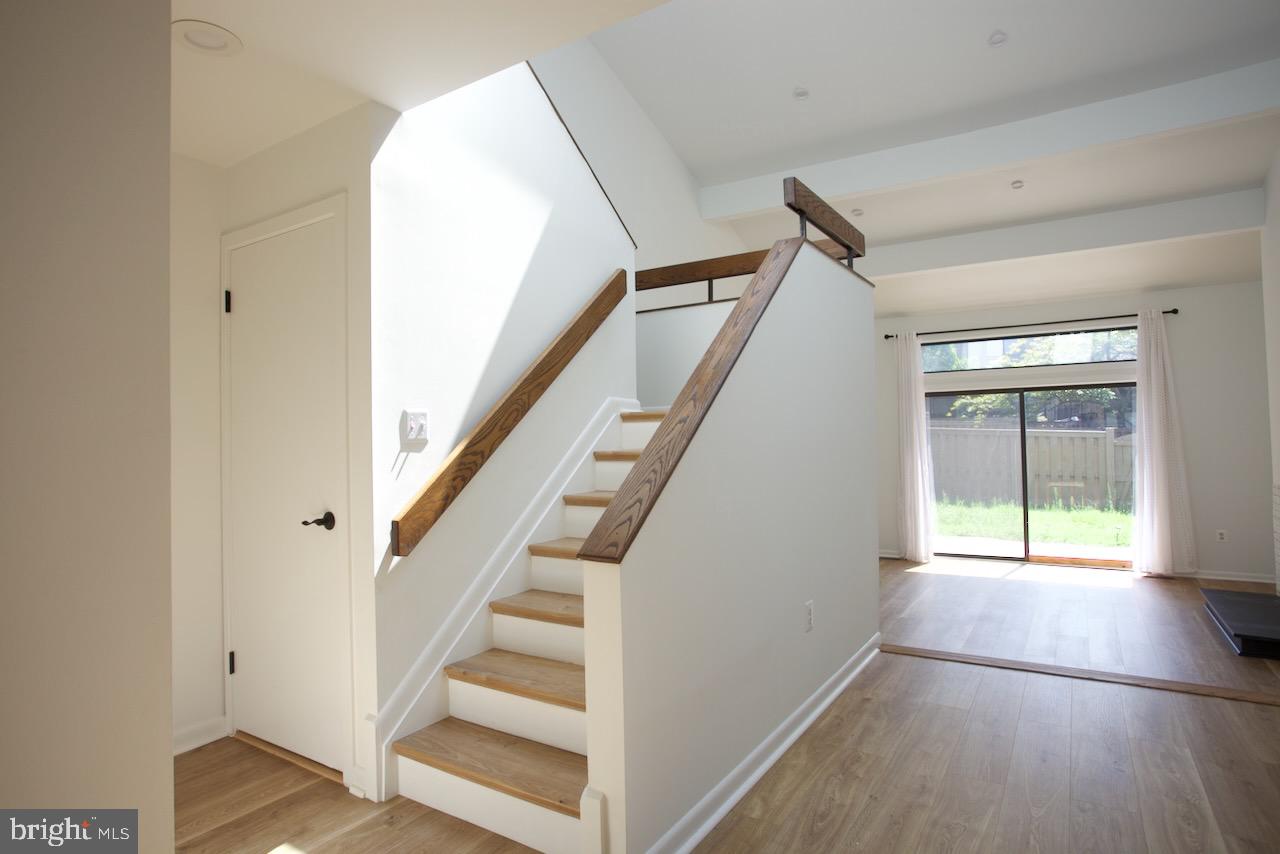 STRATHMORE PLACE - Residential Lease