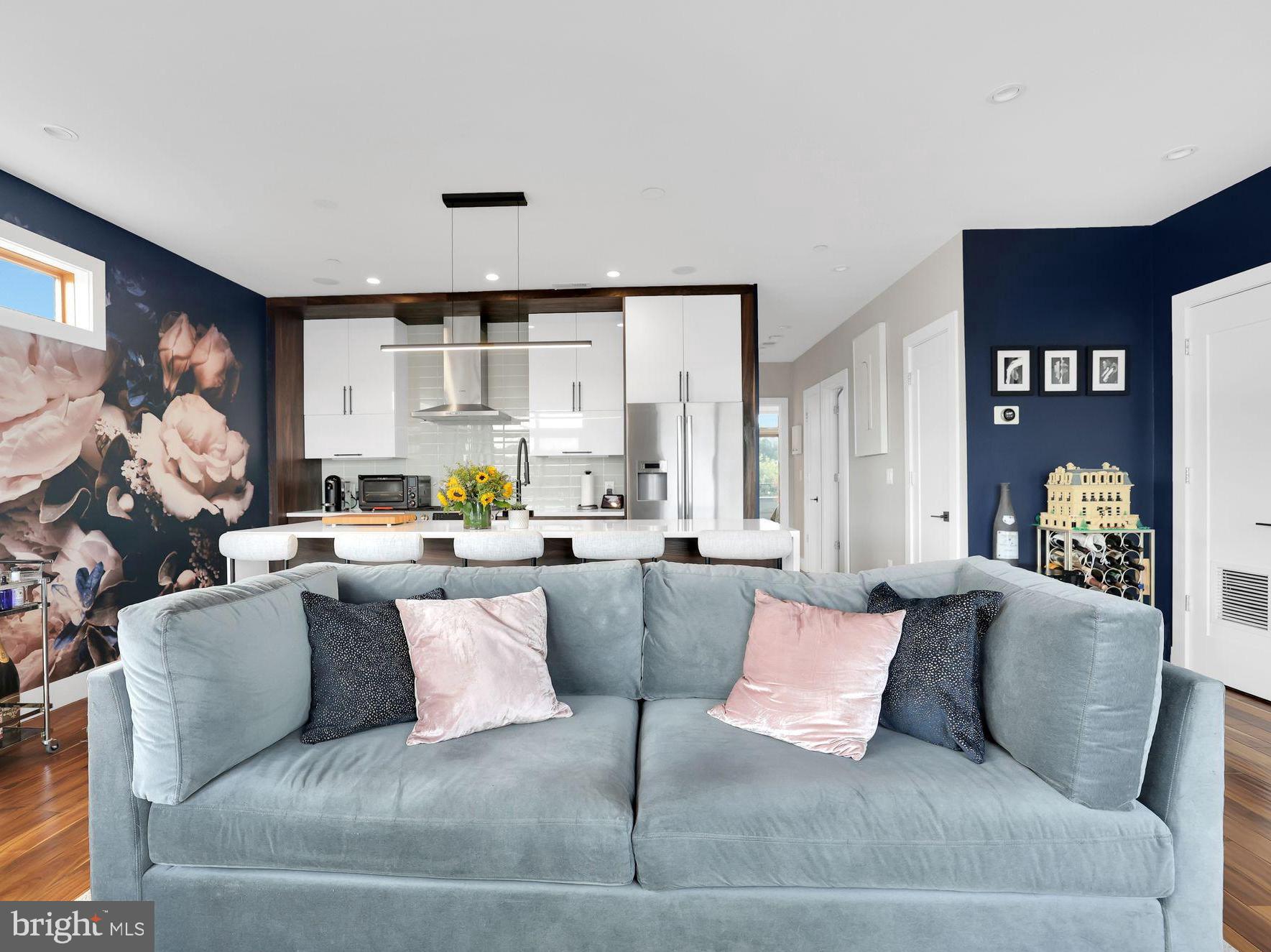 1337 K STREET SE PH-3