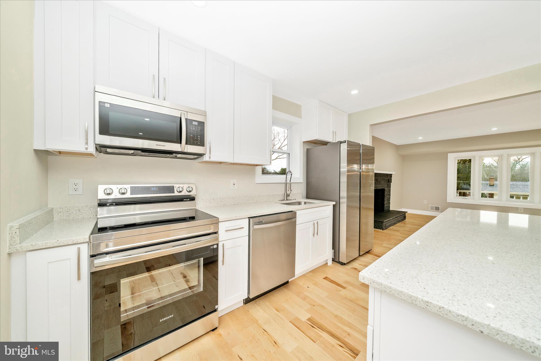 WOODBERRY FOREST - Residential