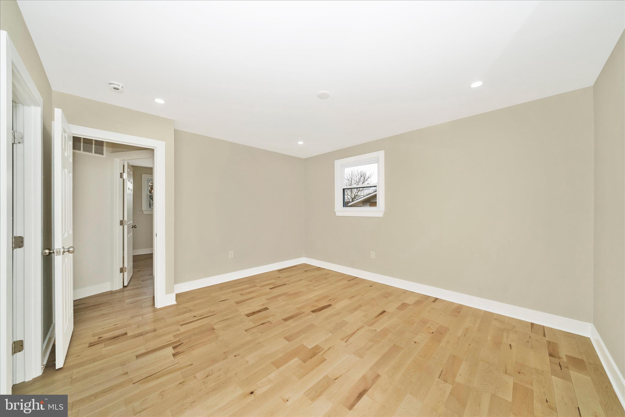 WOODBERRY FOREST - Residential