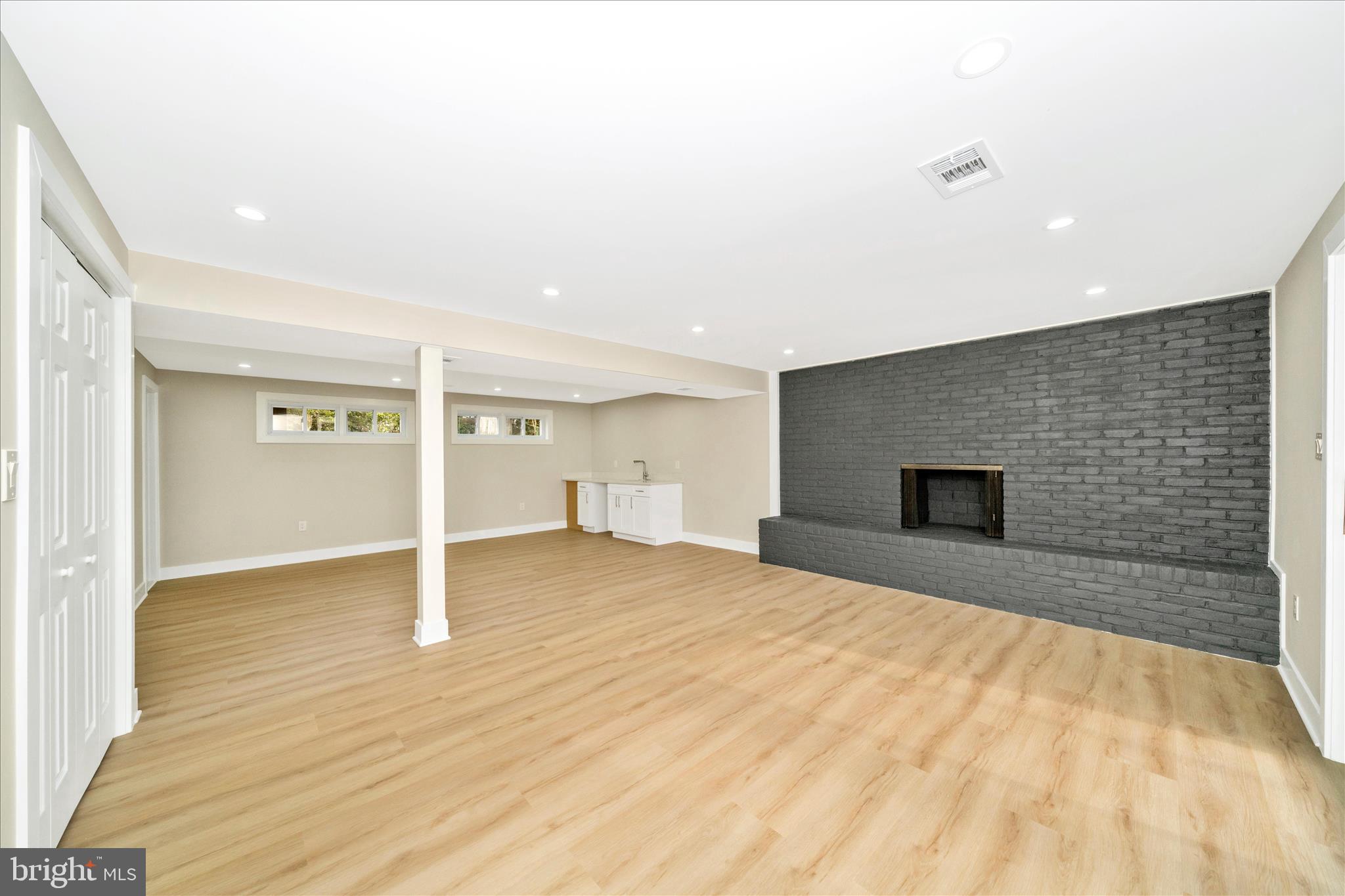 WOODBERRY FOREST - Residential