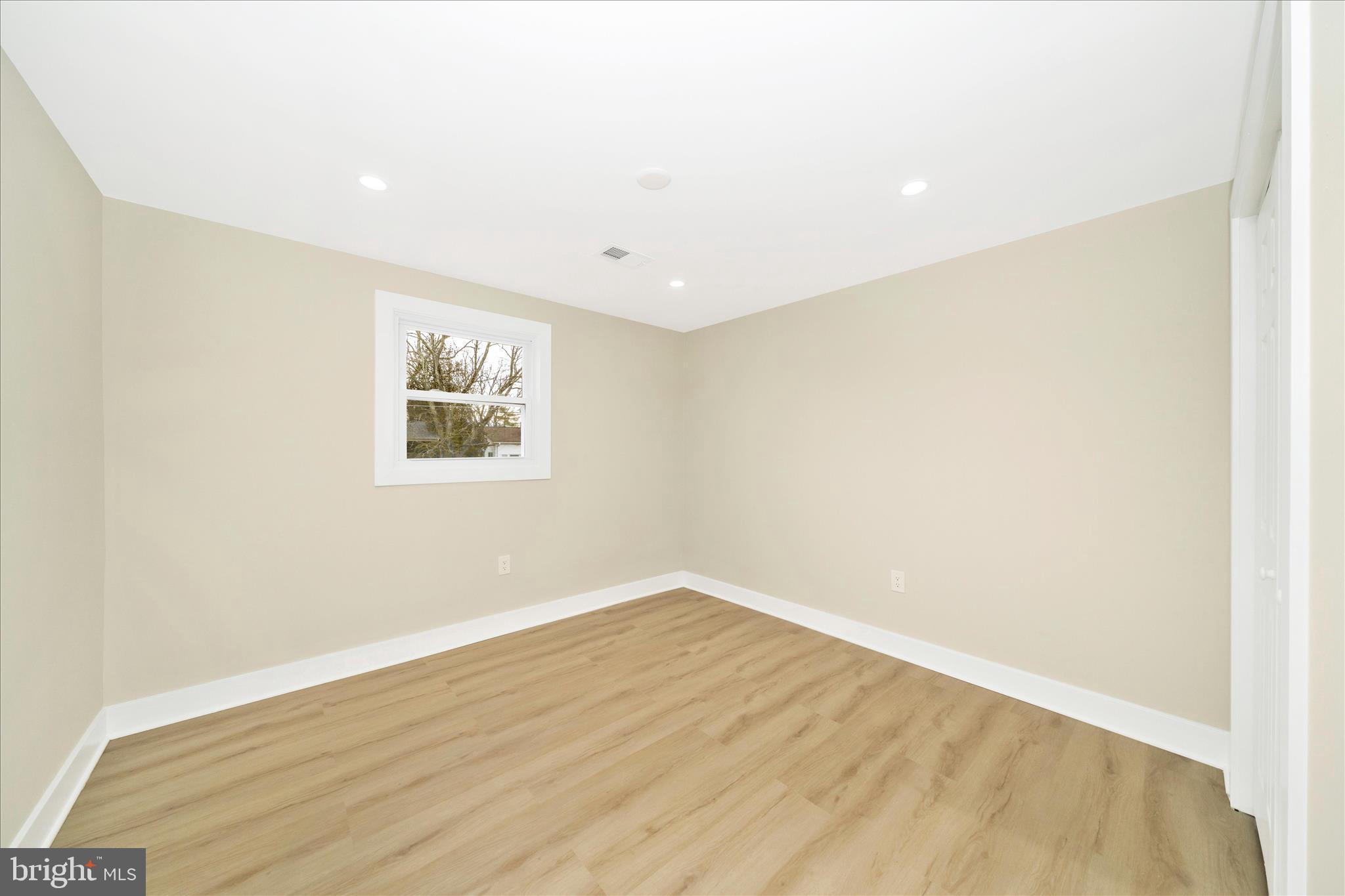 WOODBERRY FOREST - Residential