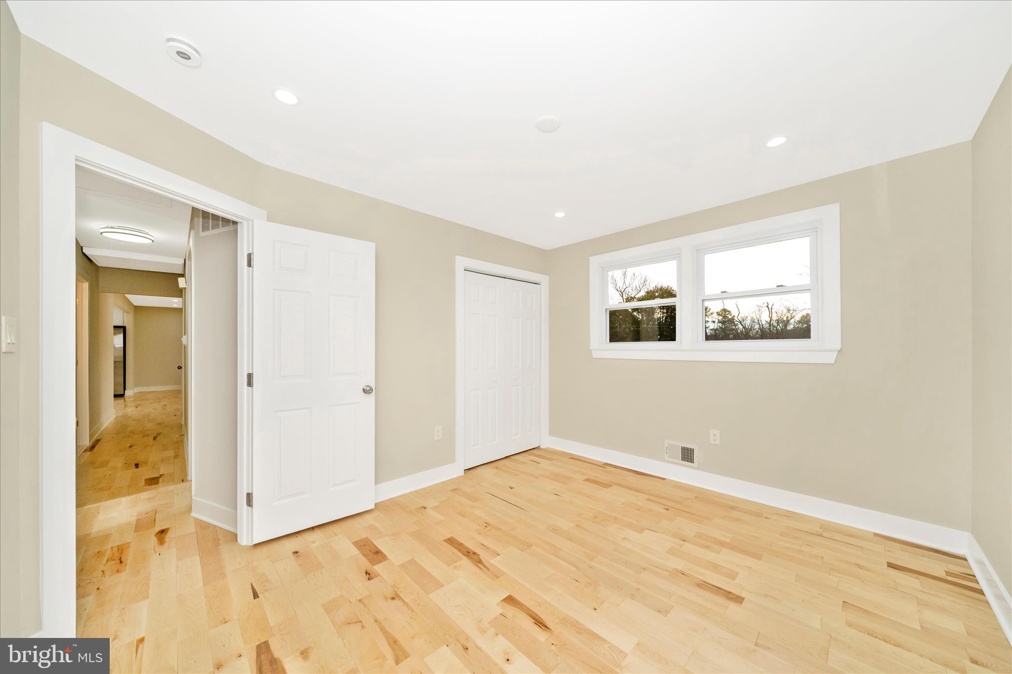 WOODBERRY FOREST - Residential