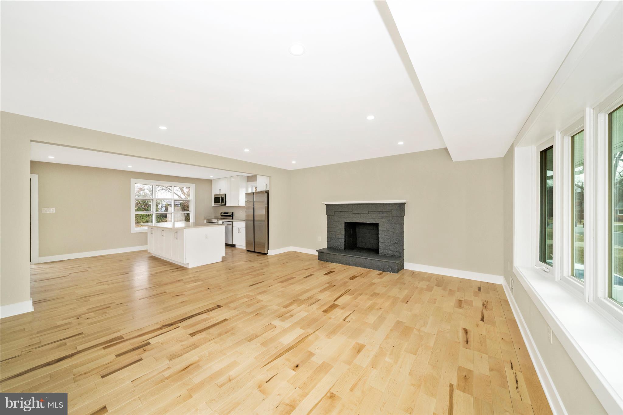 WOODBERRY FOREST - Residential