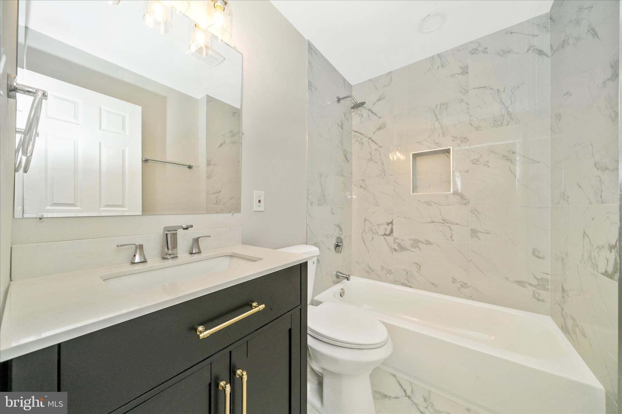 WOODBERRY FOREST - Residential