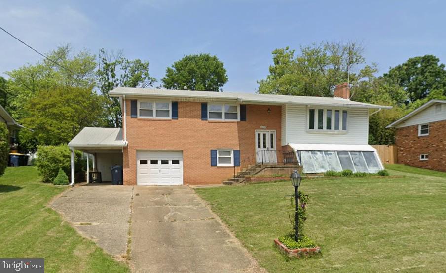 WOODBERRY FOREST - Residential