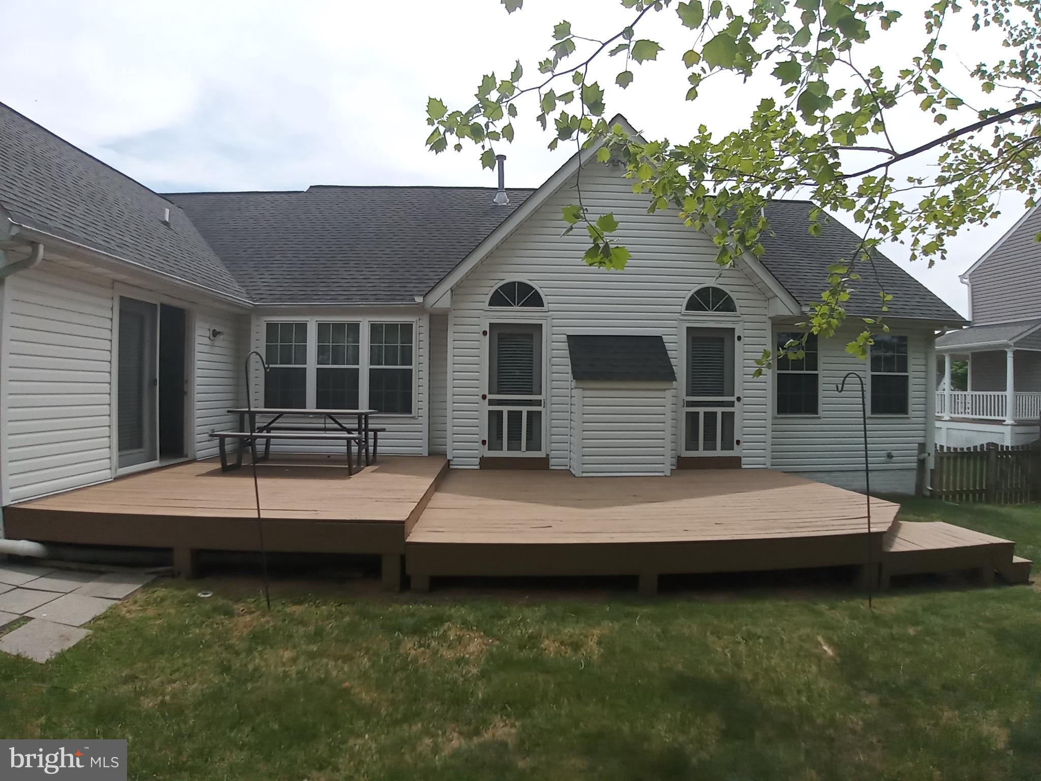 LEE'S HILL - Residential Lease