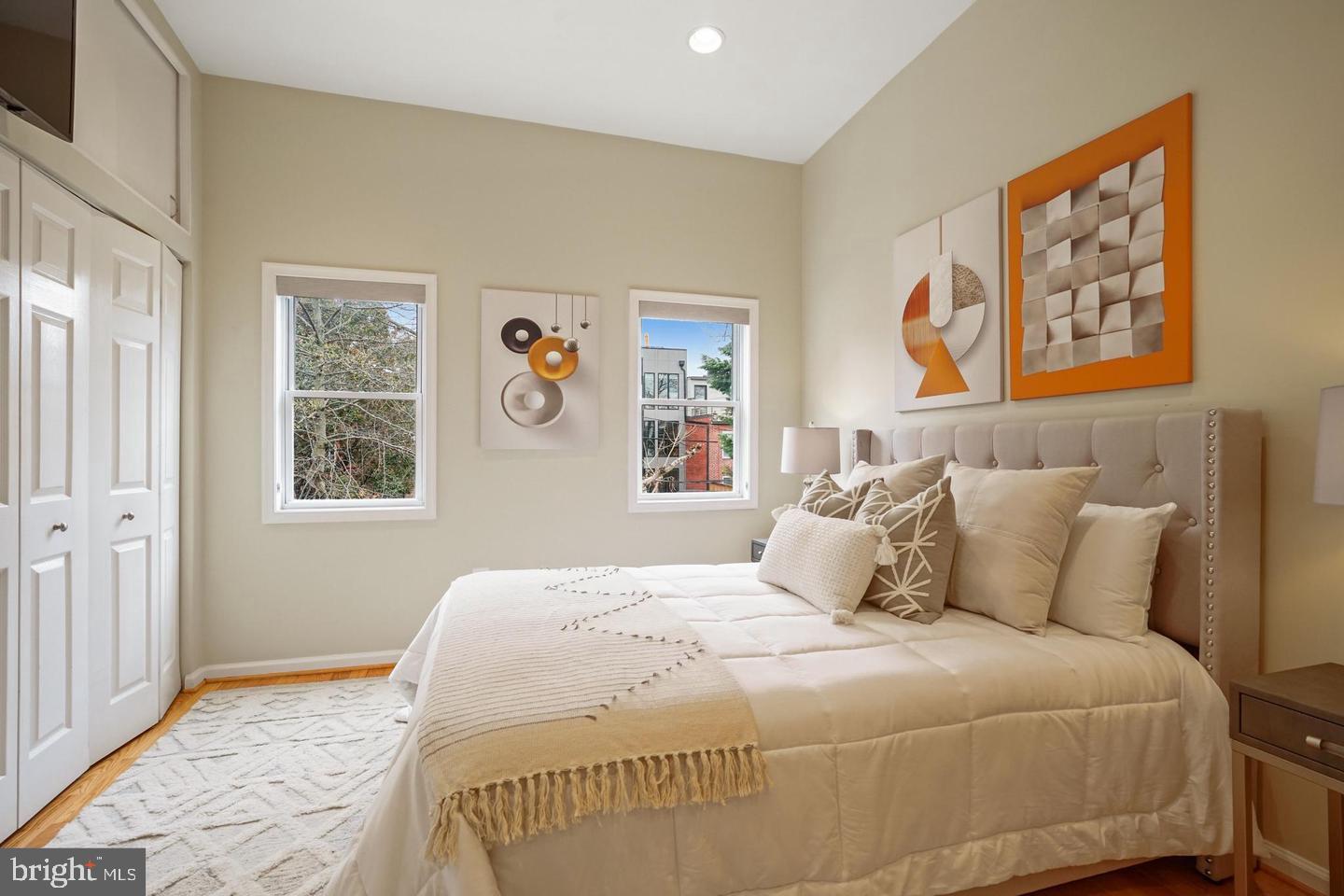 TRUXTON CIRCLE - Residential Lease