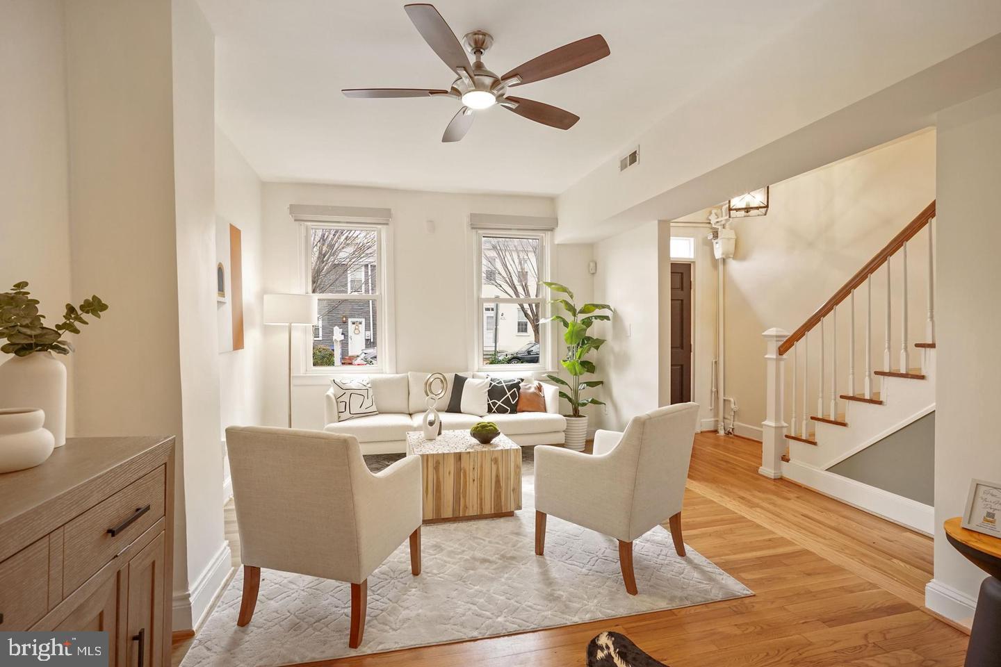 TRUXTON CIRCLE - Residential Lease