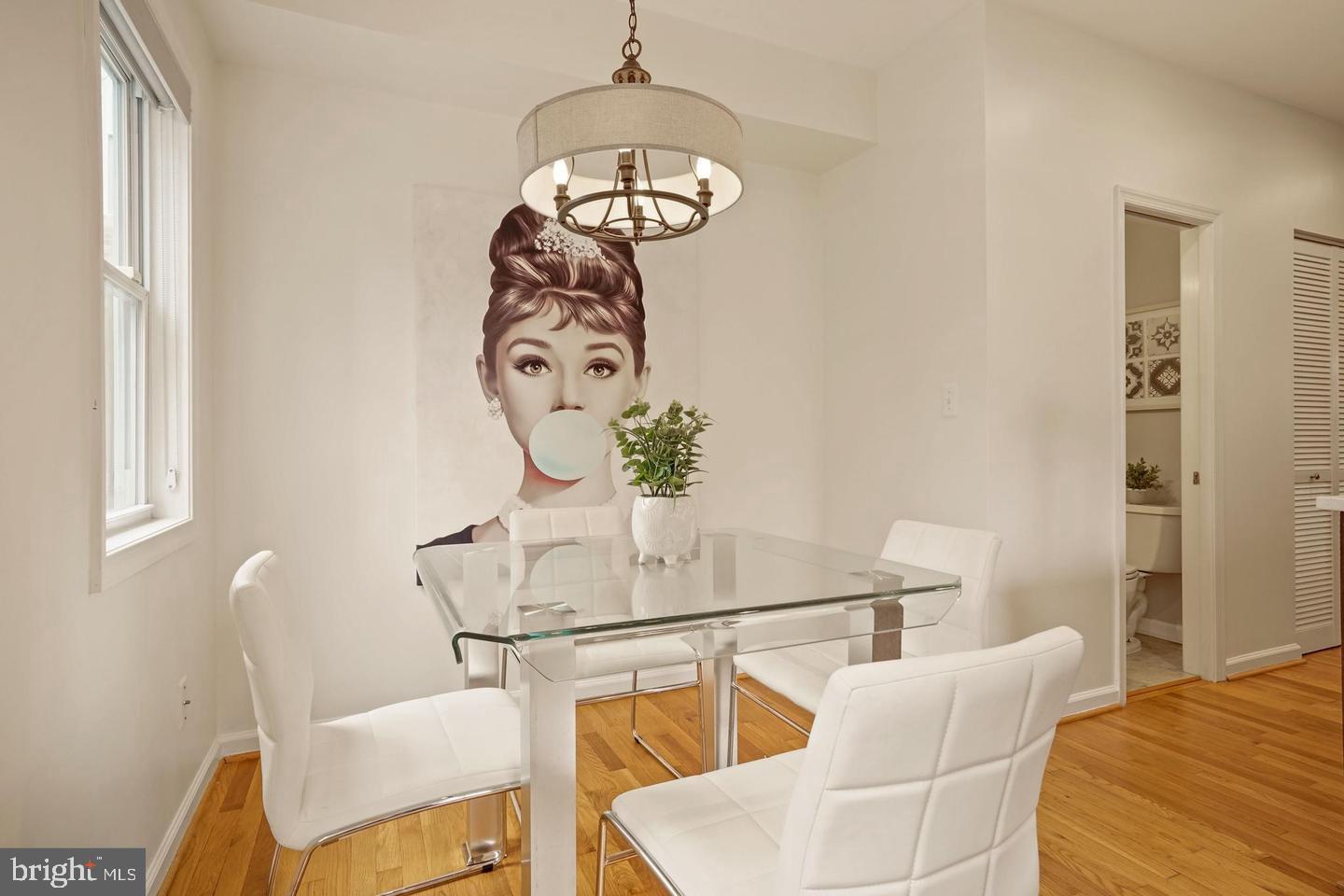 TRUXTON CIRCLE - Residential Lease